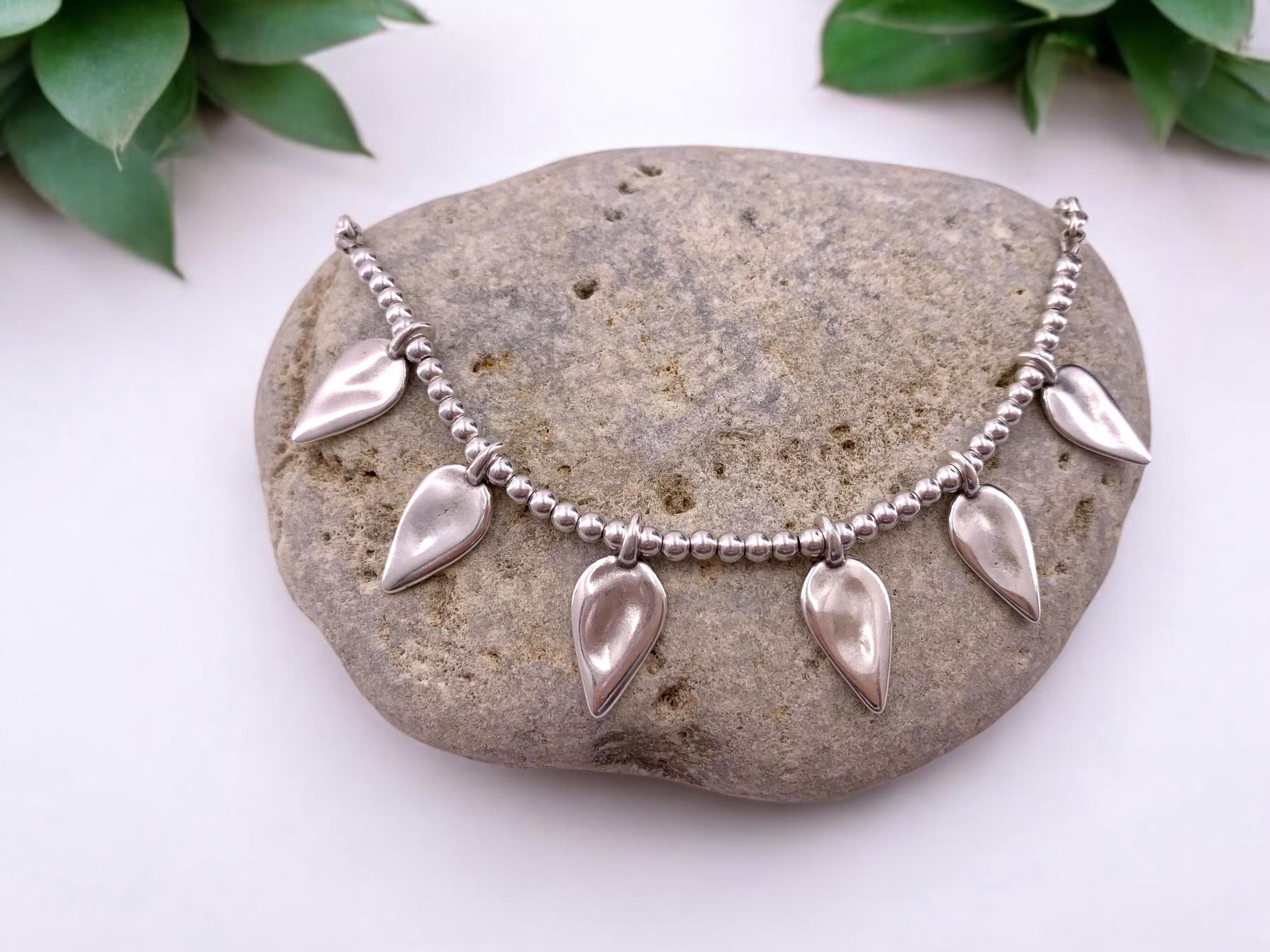 Dainty silver chain beaded necklace with drop pendant charms, silver choker with delicate pendants, uno de 50 style, Christmas present