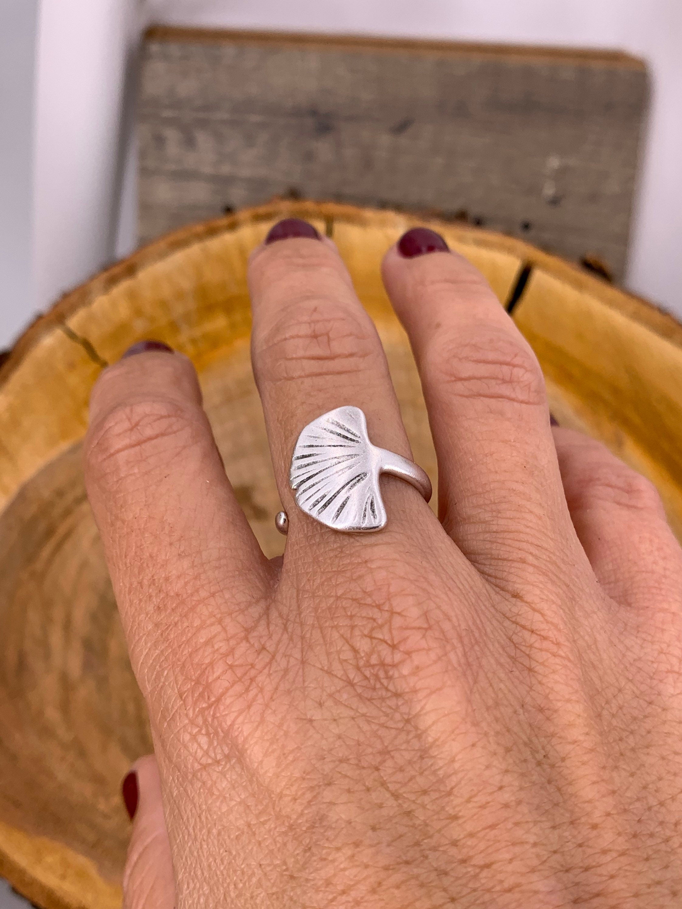 Ginkgo leaf jewelry, Ginkgo leaf ring, silver Ring, gold ring, boho jewelry, leaf ring, statement ring, style