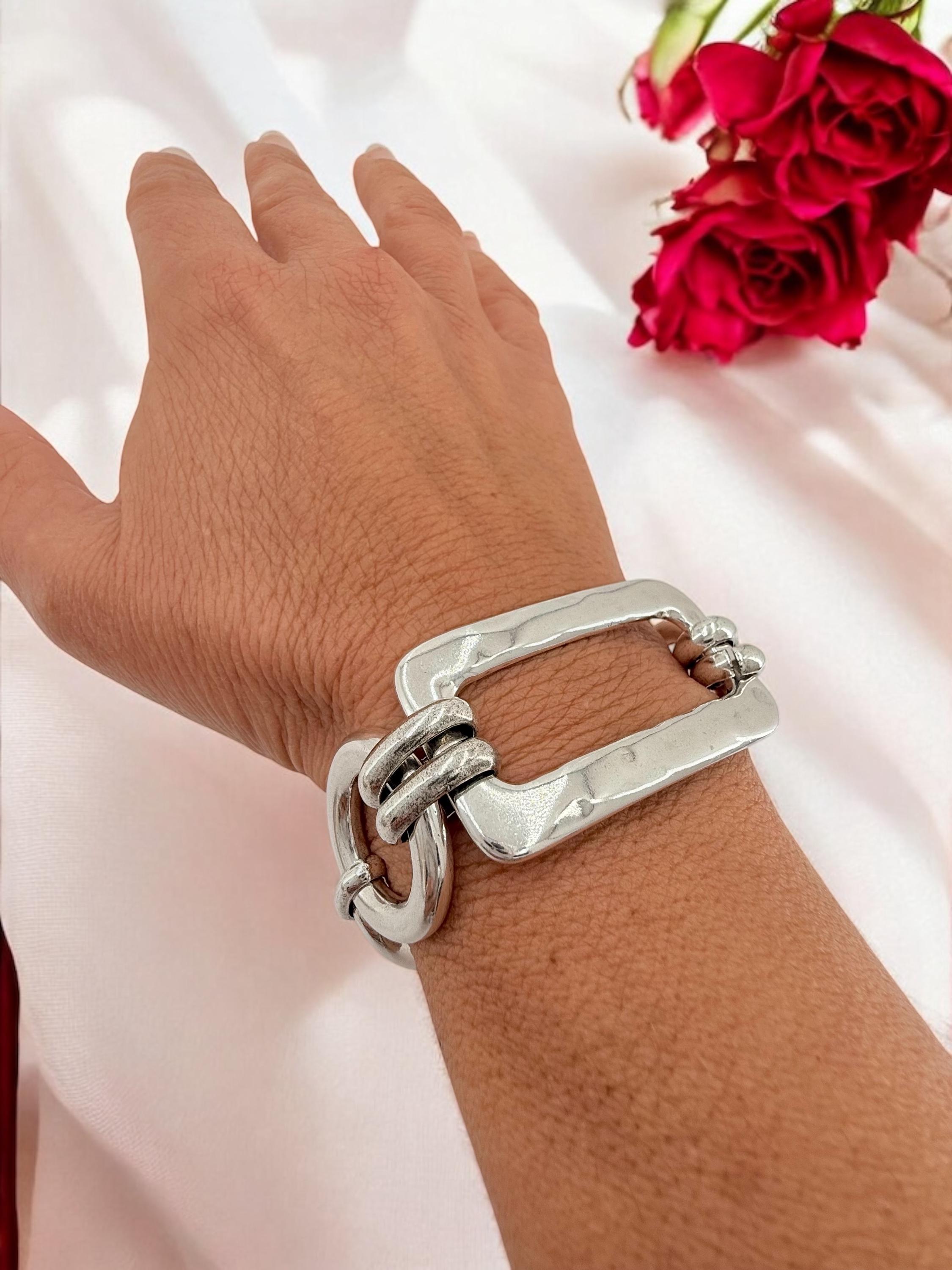 Chunky Chain Bracelet with Extender – Bold Adjustable Design for All Wrist Sizes, uno de 50 style, big link design bracelet