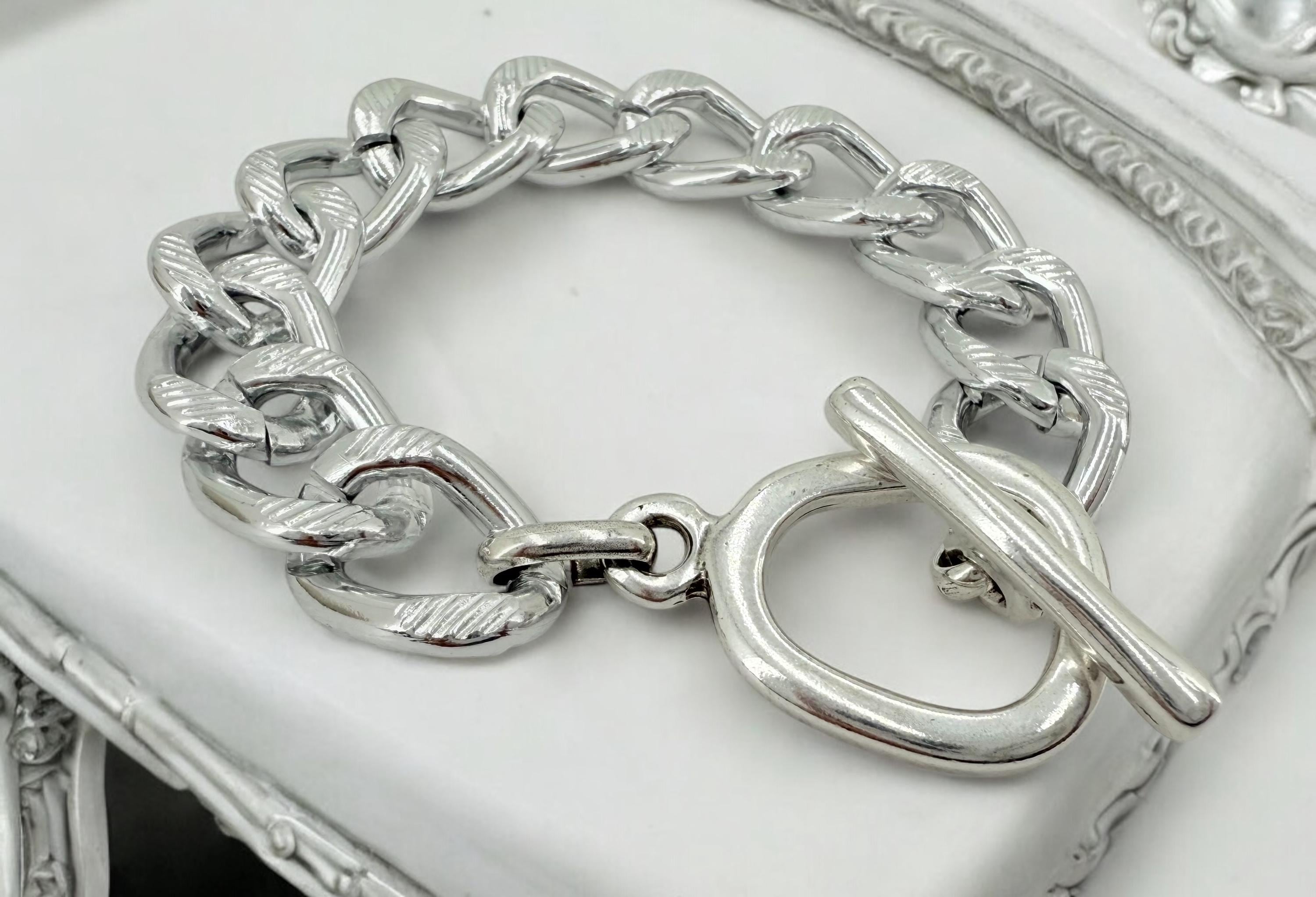 Toggle chunky chain silver bracelet, voluminous bracelet, bold chain bracelet, silver toggle bracelet, gift for sister, uno de 50 style