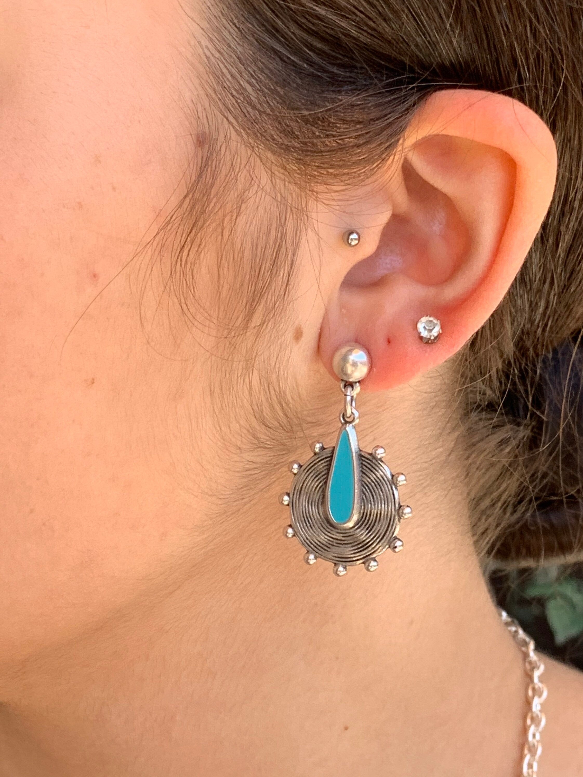 Turkish silver dropped earring, teardrop earrings, silver tribal earrings, engraved drop earrings, bohemian earrings, uno de 50 style,