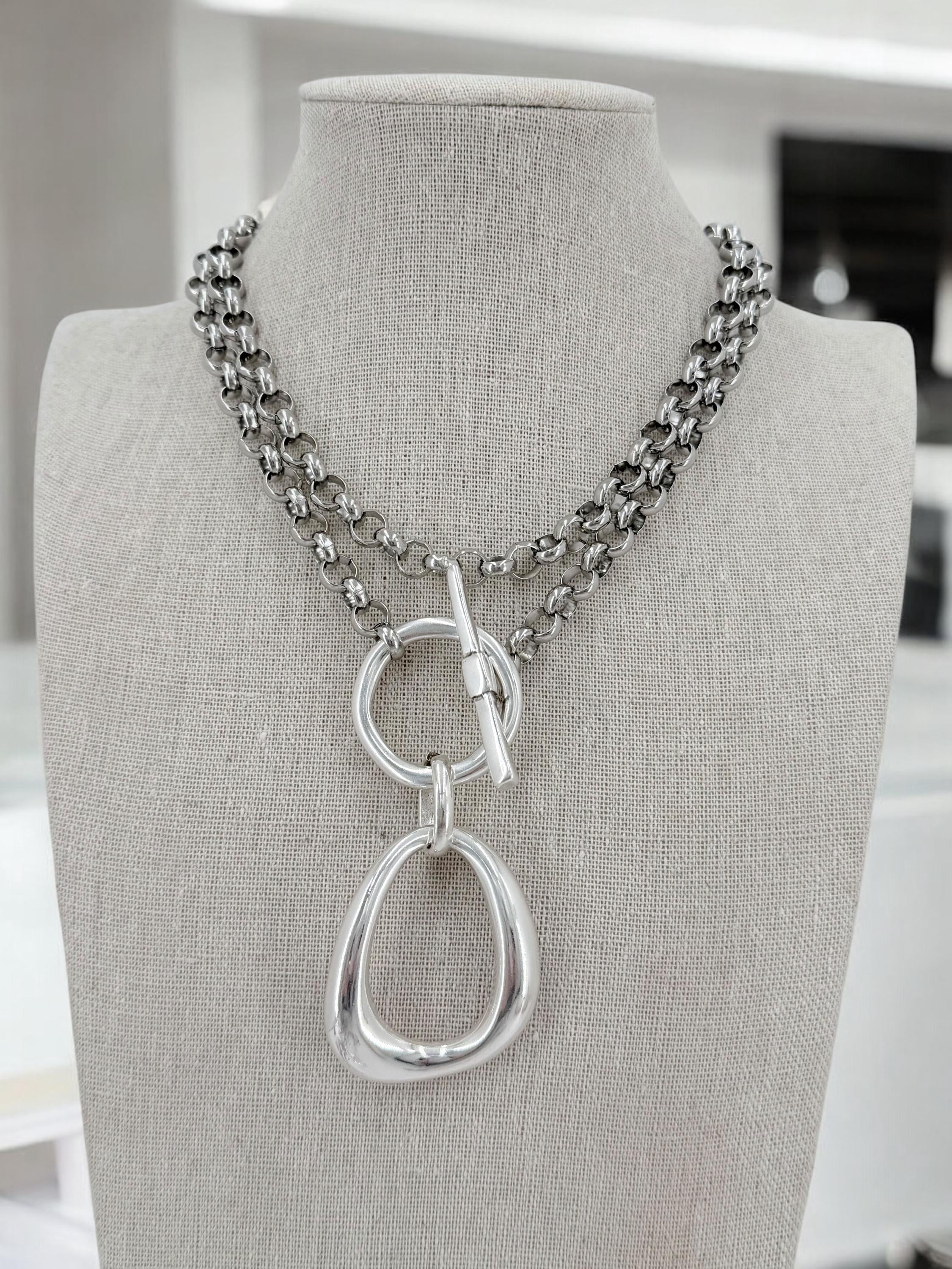 Layering silver chunky chain toggle necklace with statement pendant, multi strand choker, layered choker, black silver necklace, women gift