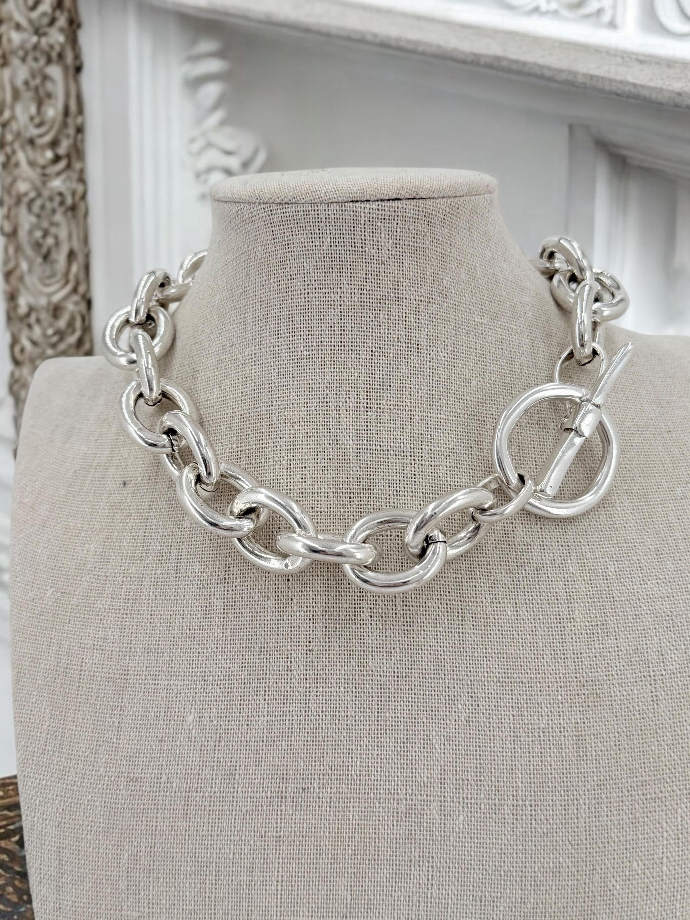 Chunky silver toggle clasp lightweight necklace, bold chain chunky light necklace, aluminum chain necklace, uno de 50 style, gift for her