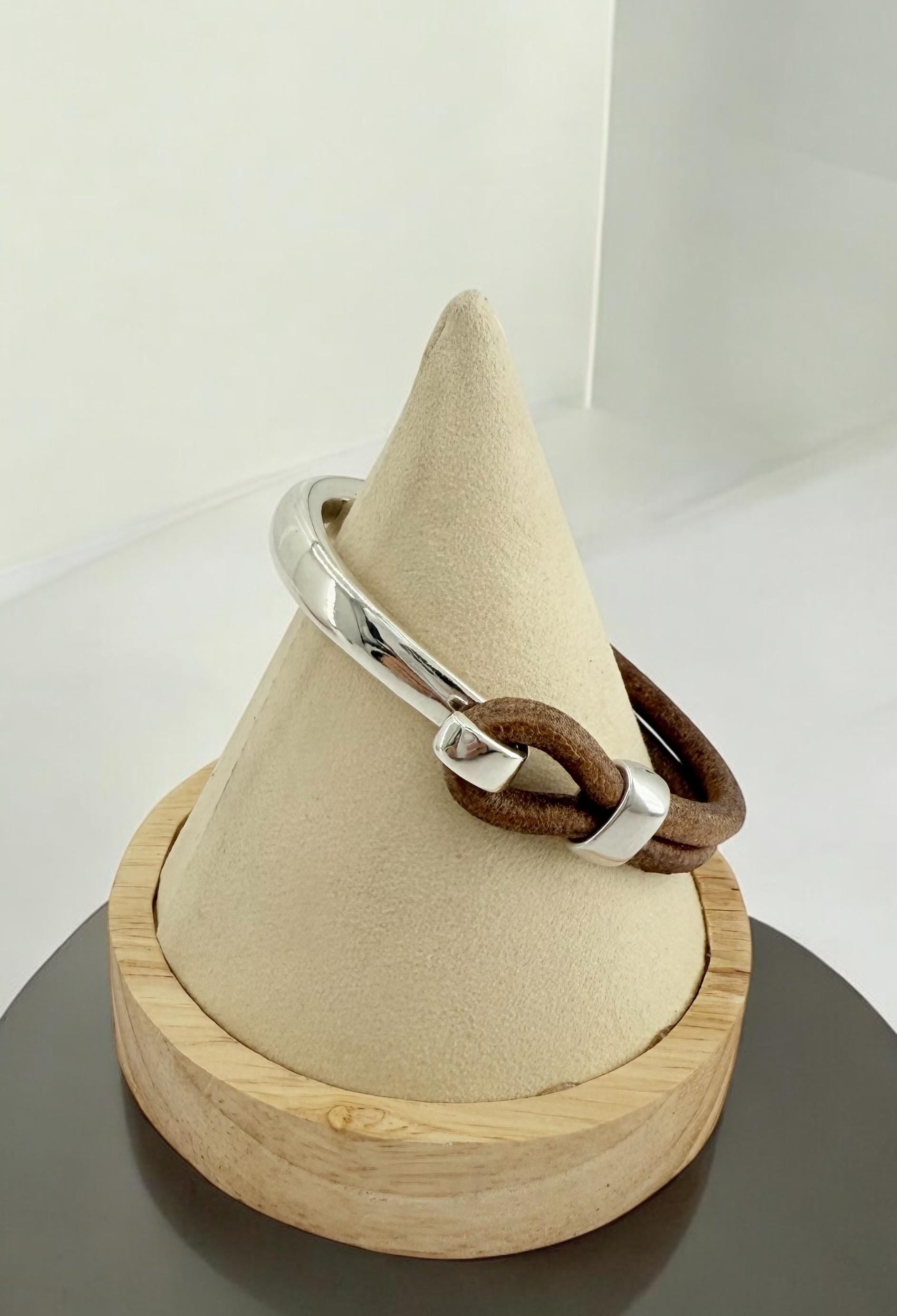 Masculine silver and leather half cuff bracelet, leather men bracelet, rock style men bracelet, leather bracelet for him, men gift, manly