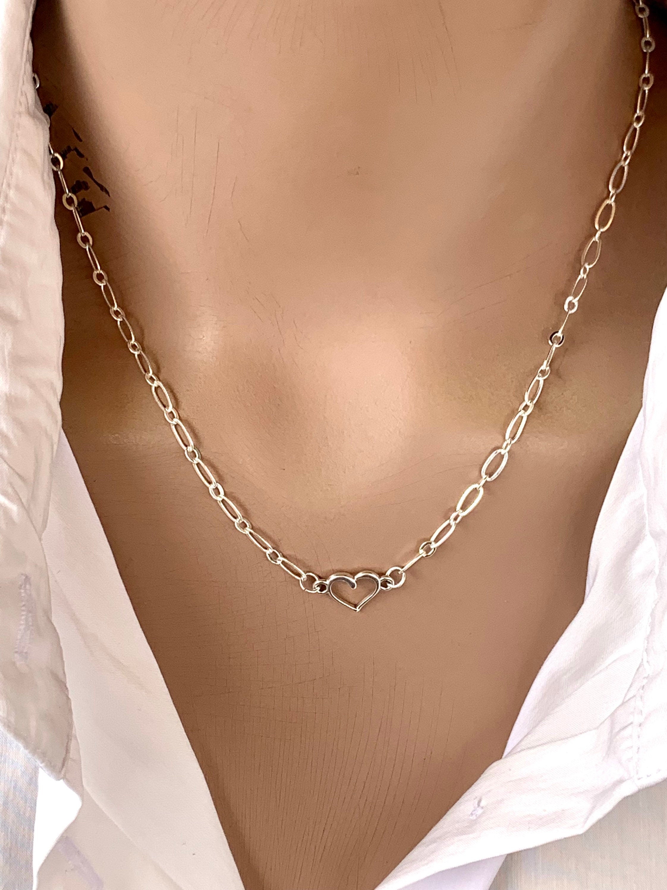 Dainty silver chain necklace, heart pendant delicate silver chain necklace, elegant chain necklace, trendy necklace, style