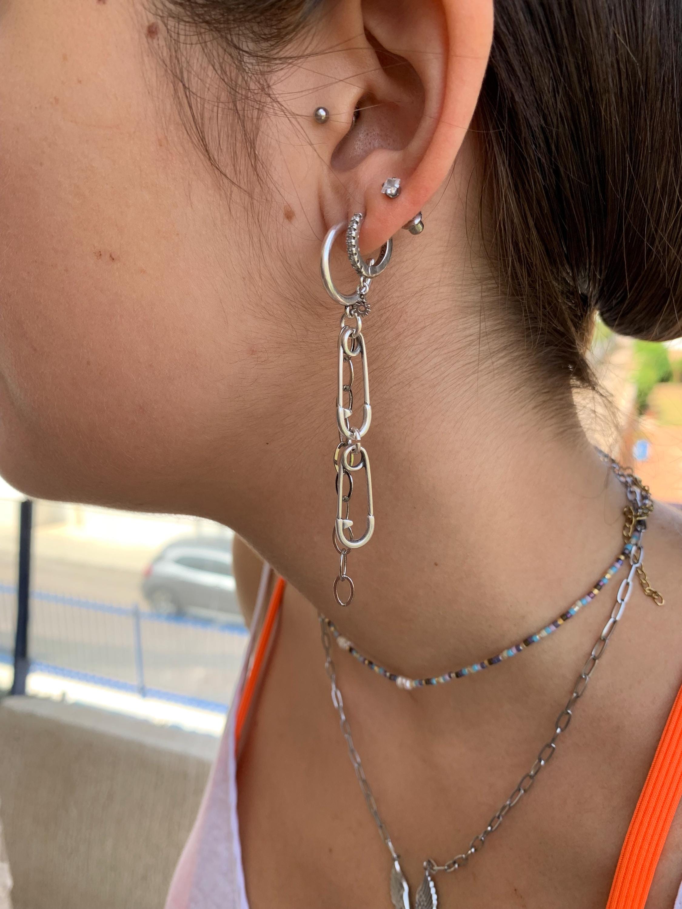 Mismatched silver long earrings, chain and safey pin earrings, punk earrings, long earrings, dangling chain earrings, hop dropped earrings