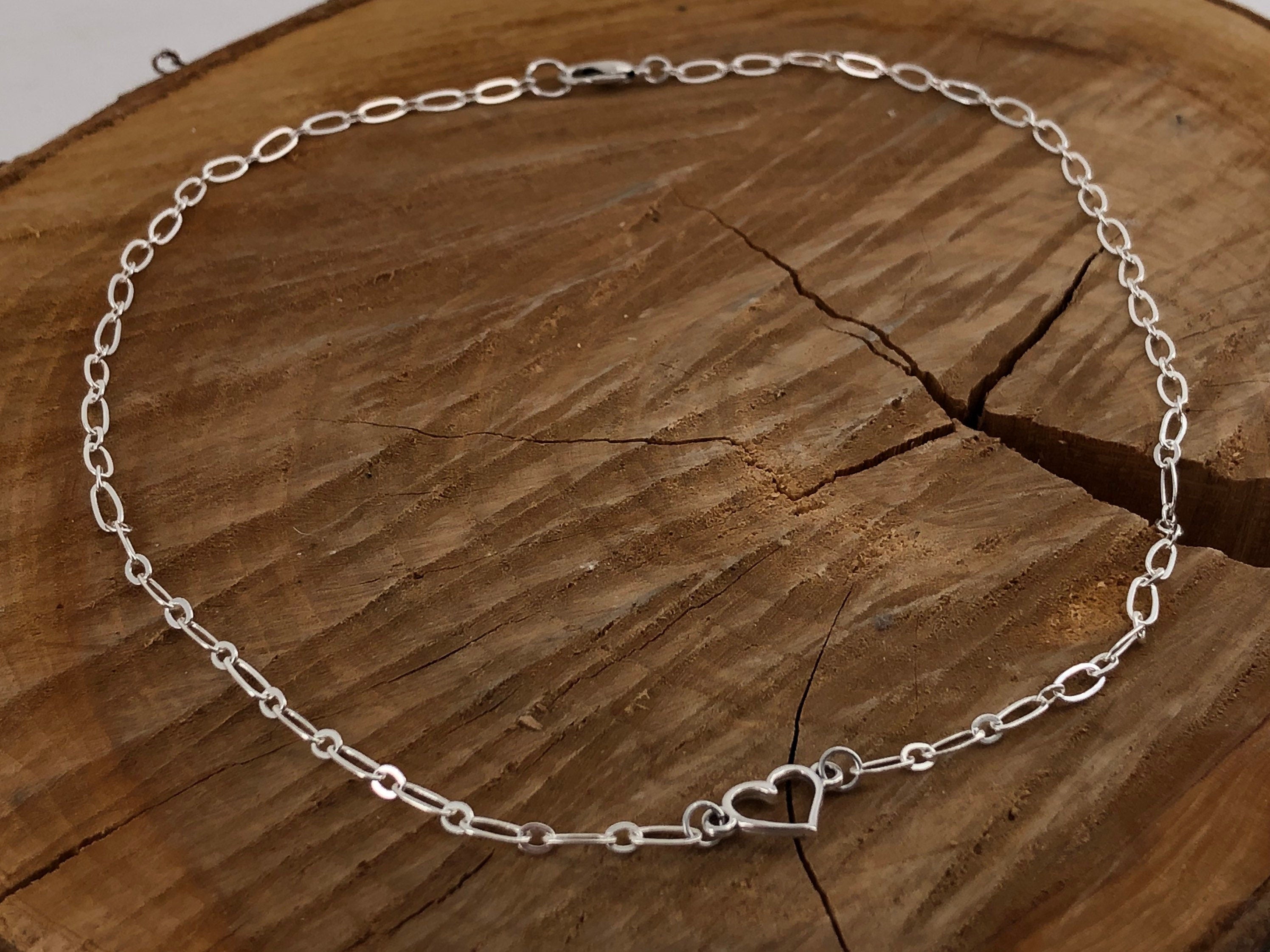 Dainty silver chain necklace, heart pendant delicate silver chain necklace, elegant chain necklace, trendy necklace, style