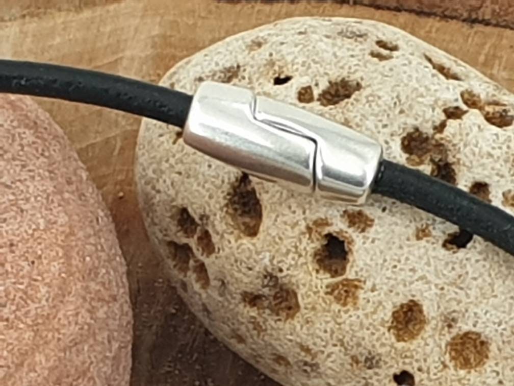 Leather choker, dainty choker, Swarovski choker, bohemian choker, style choker, minimalist choker, leather necklace, charm choker