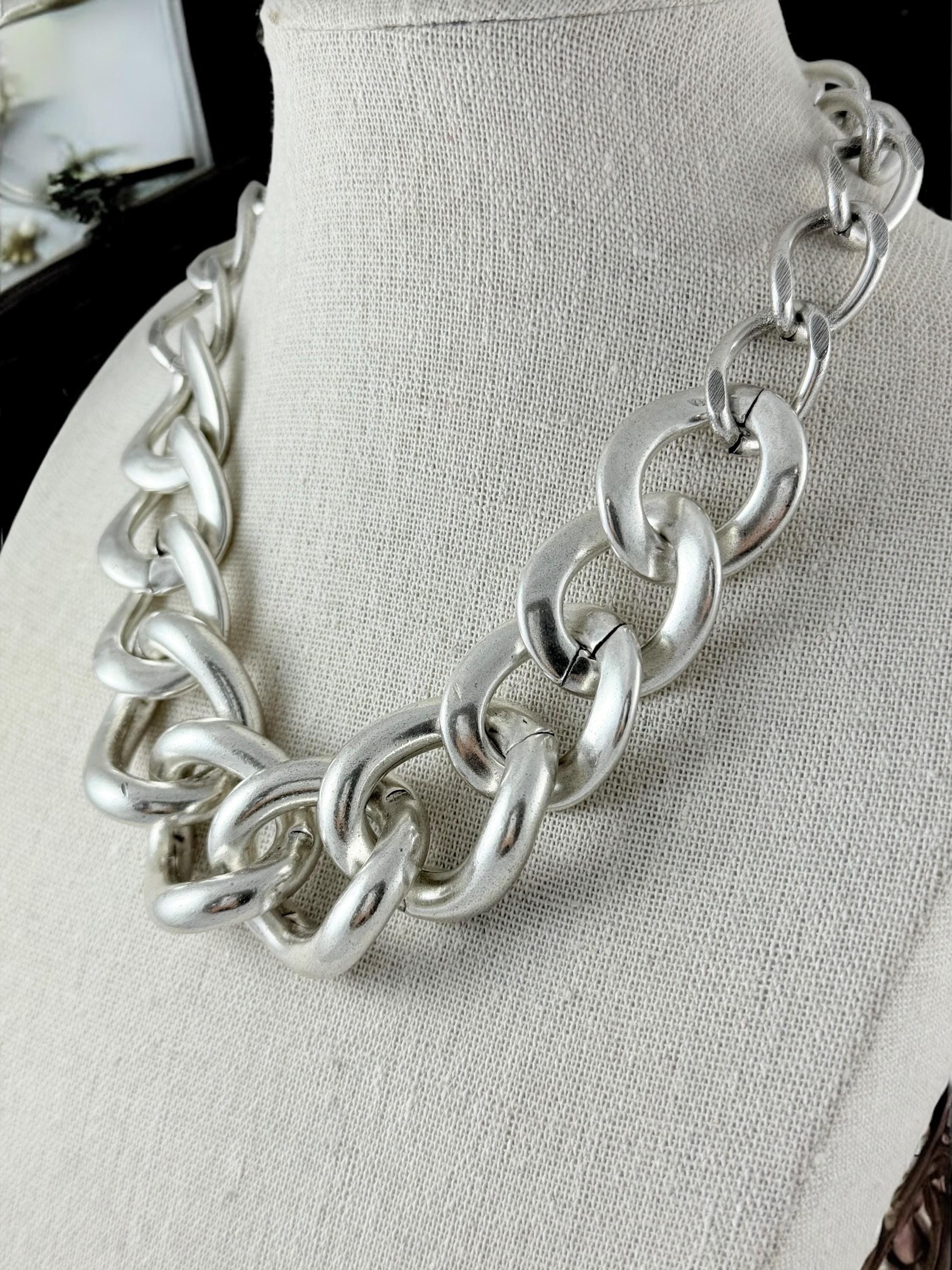 Chunky silver chain necklace with toggle clasp, statement chain necklace, big link silver chain necklace, uno de 50 style, gift for her