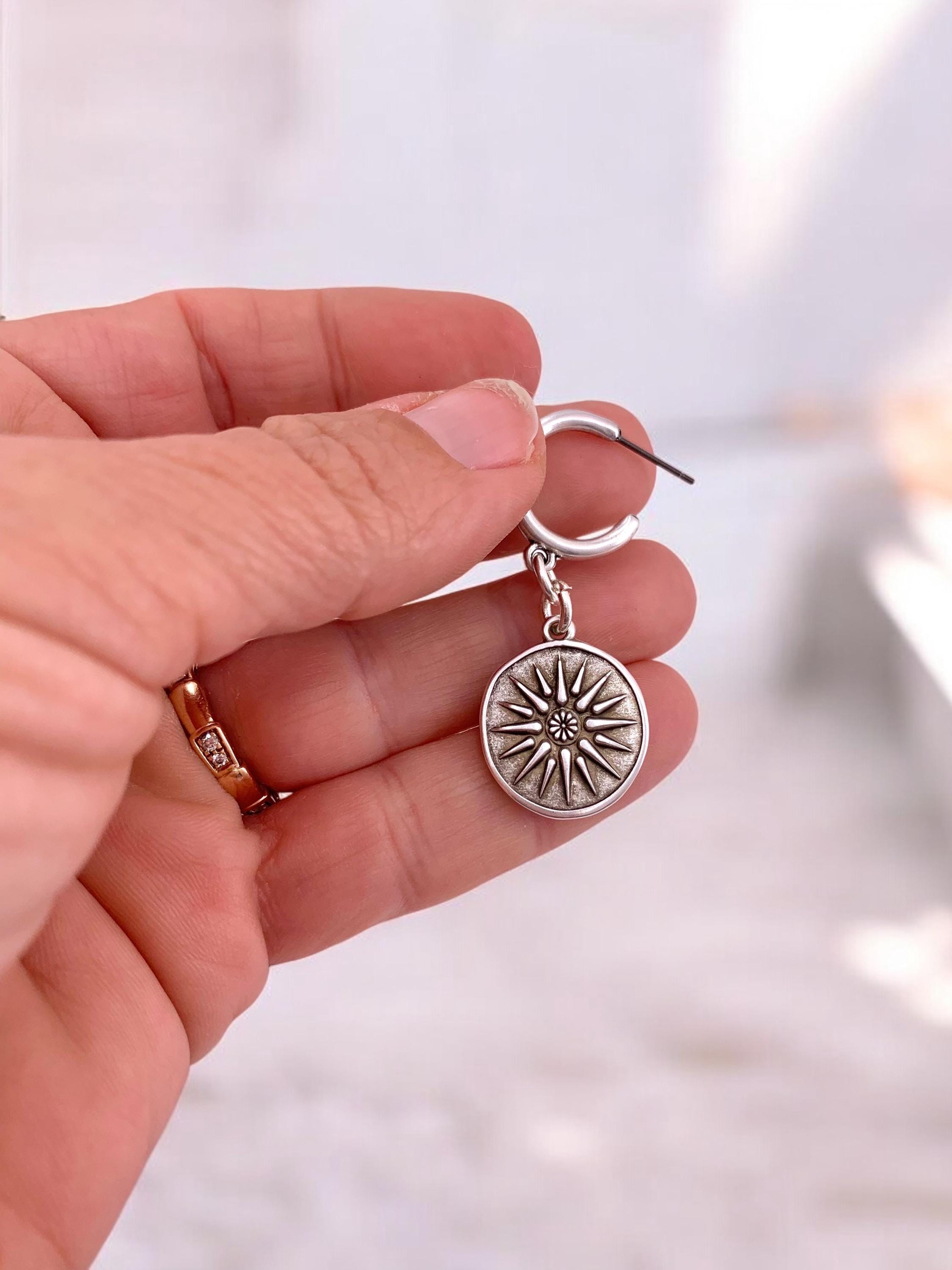 Huggie hoop dangle coins silver earrings, dropped silver coins earrings, hoop earrings, uno de 50 style, bohemian earrings, gift for women