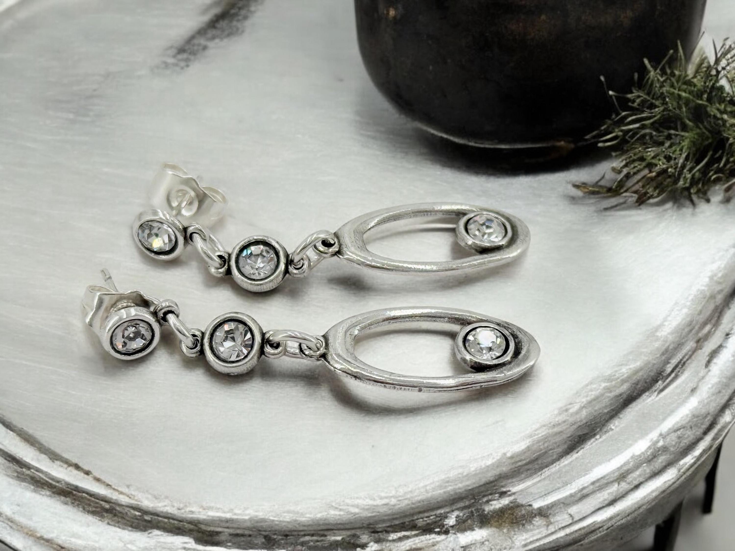 Dainty Swarovski crystal dangling silver earrings, elegant earrings for wedding, delicate crystal dropped earrings, uno de 50 style, gift