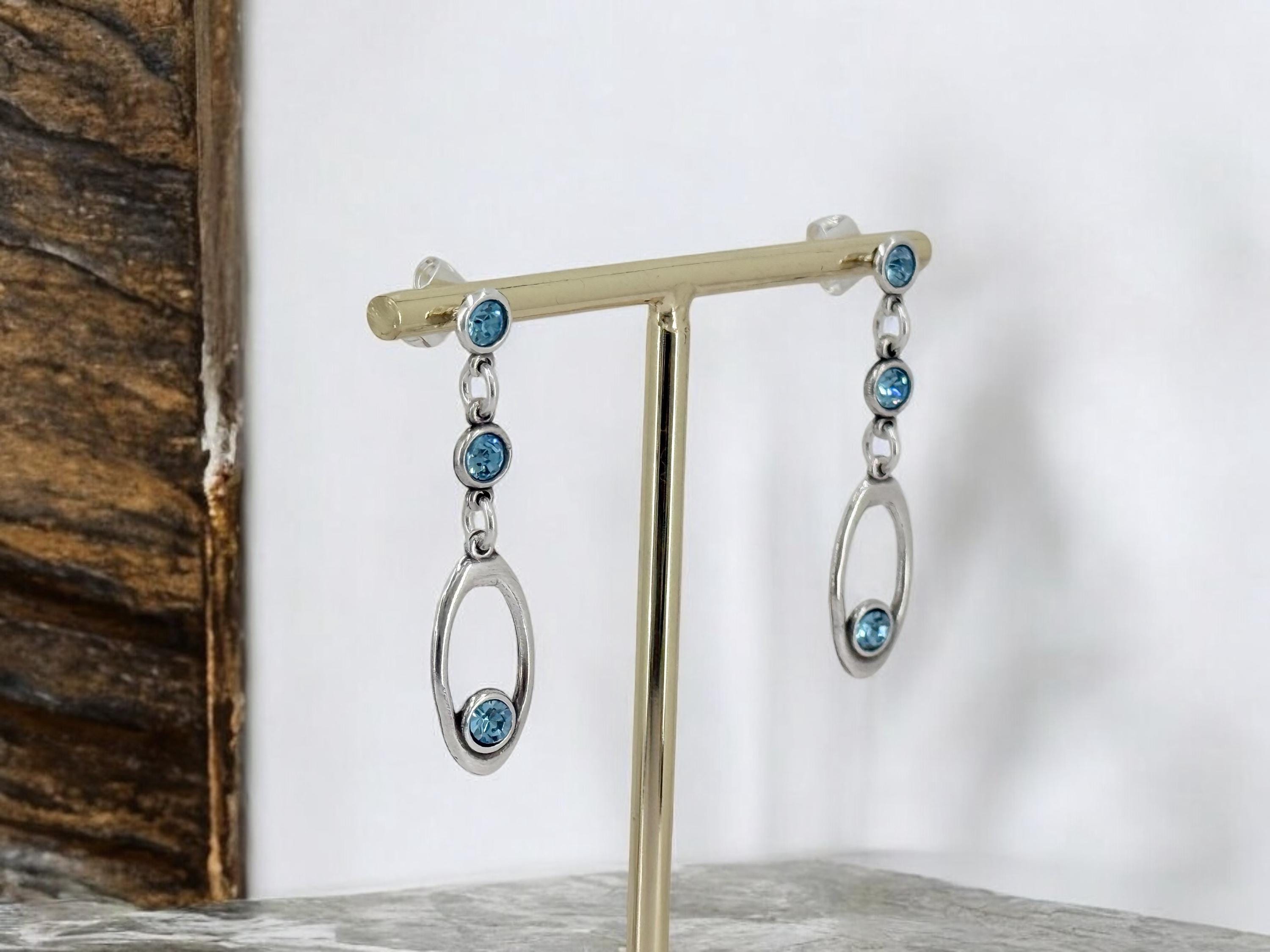 Dainty Swarovski crystal dangling silver earrings, elegant earrings for wedding, delicate crystal dropped earrings, uno de 50 style, gift