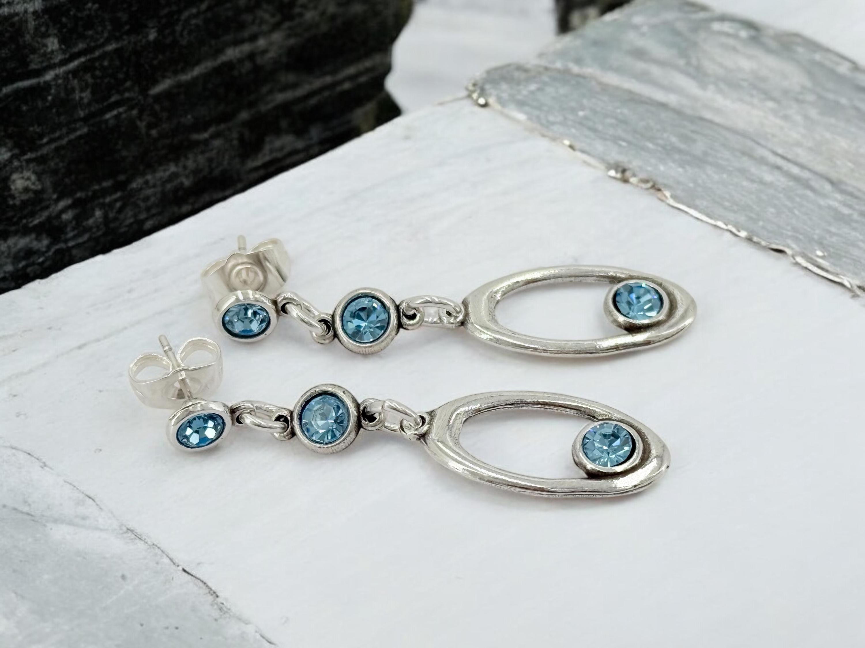 Dainty Swarovski crystal dangling silver earrings, elegant earrings for wedding, delicate crystal dropped earrings, uno de 50 style, gift