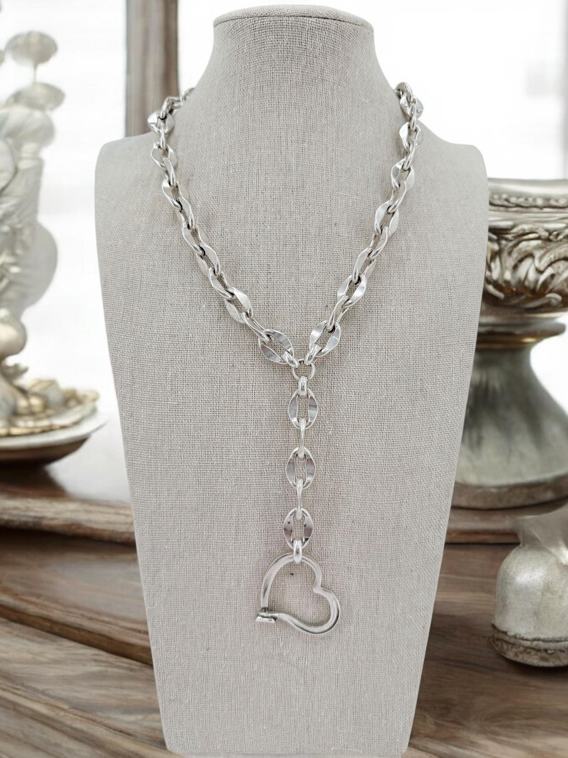 Chunky chain lariat big heart pendant necklace, Y silver bold chain necklace, bulky lariat necklace, uno de 50 style, statement pendant