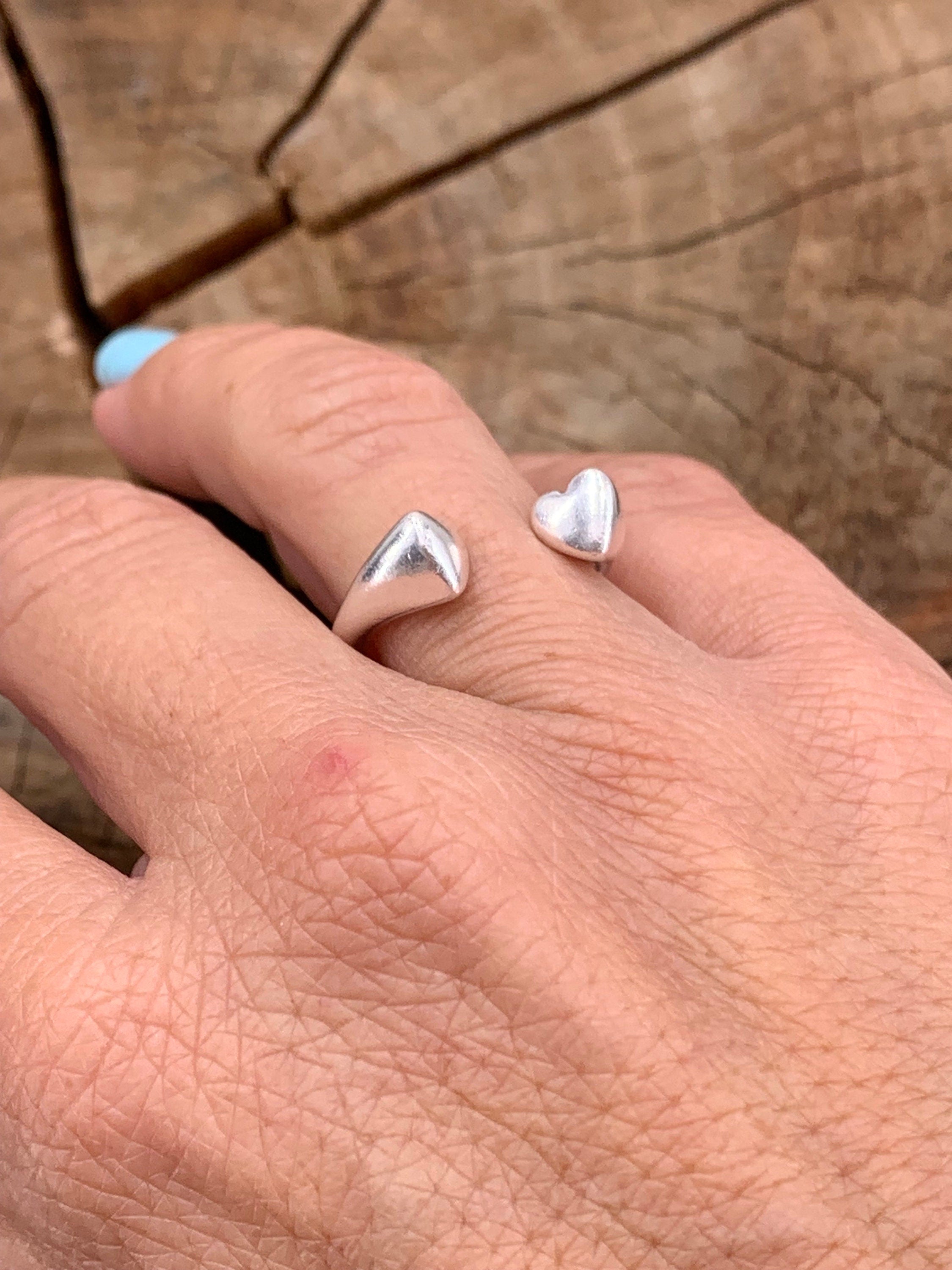 Hearts silver open ring, chunky ring, statement silver ring, open band ring, heart ring, uno de 50 style, gift for girlfriend, cuff ring,