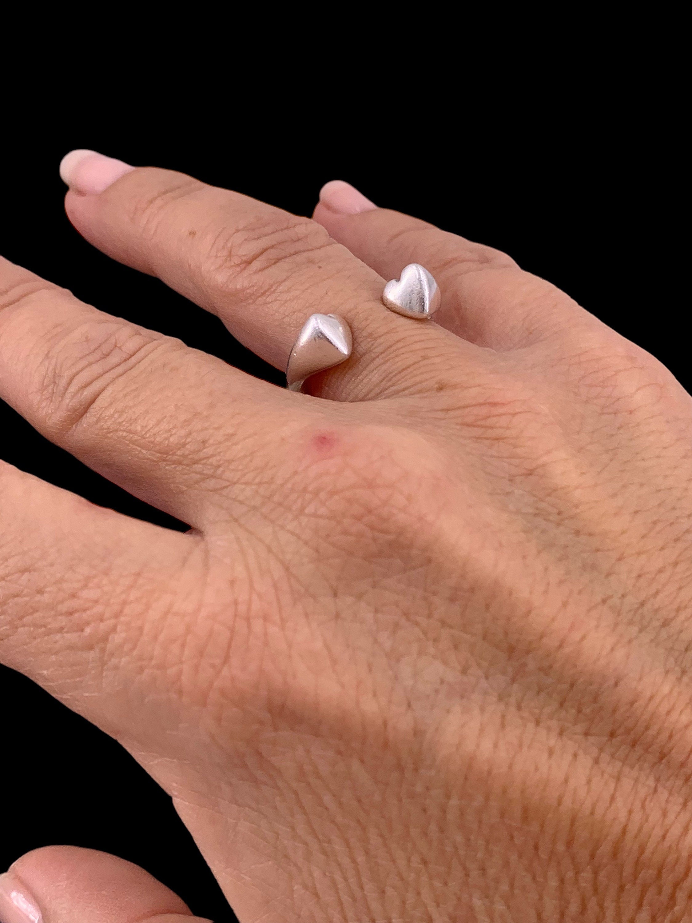 Hearts silver open ring, chunky ring, statement silver ring, open band ring, heart ring, uno de 50 style, gift for girlfriend, cuff ring,