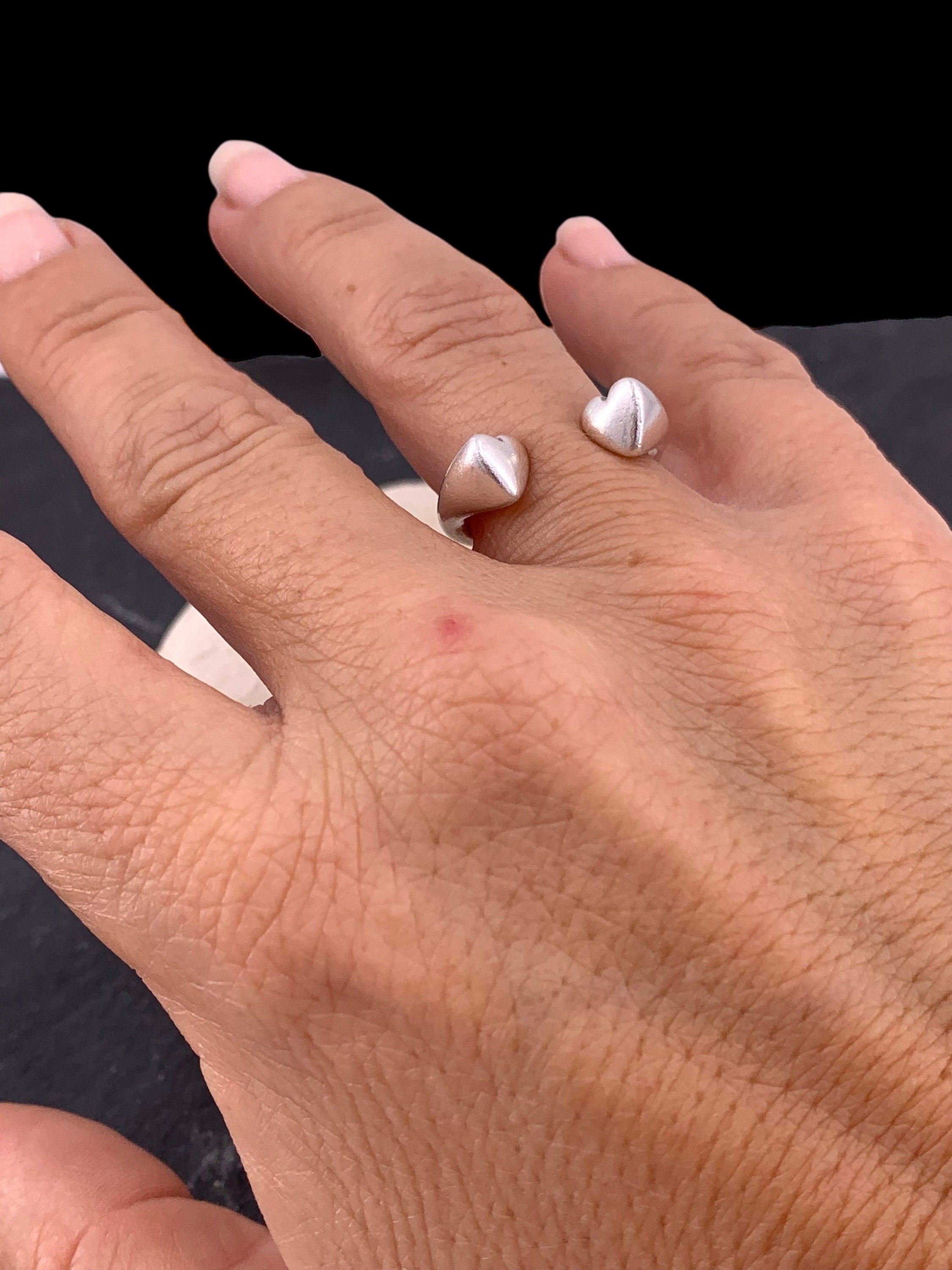 Hearts silver open ring, chunky ring, statement silver ring, open band ring, heart ring, uno de 50 style, gift for girlfriend, cuff ring,