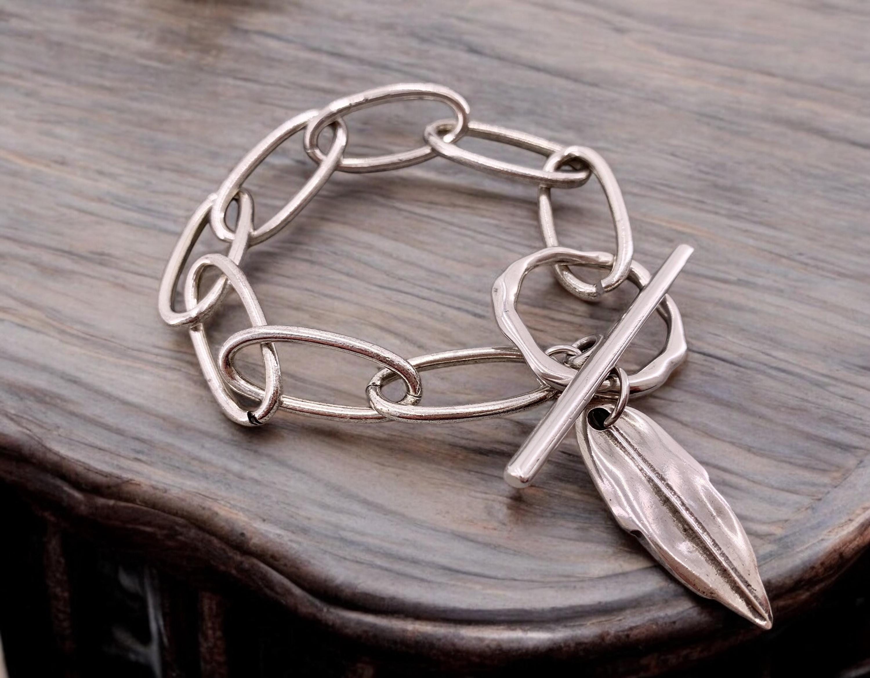 Big link silver toggle bracelet with leaf pendant bracelet, pendant chunky bracelet, , customized bracelet, valentines gift