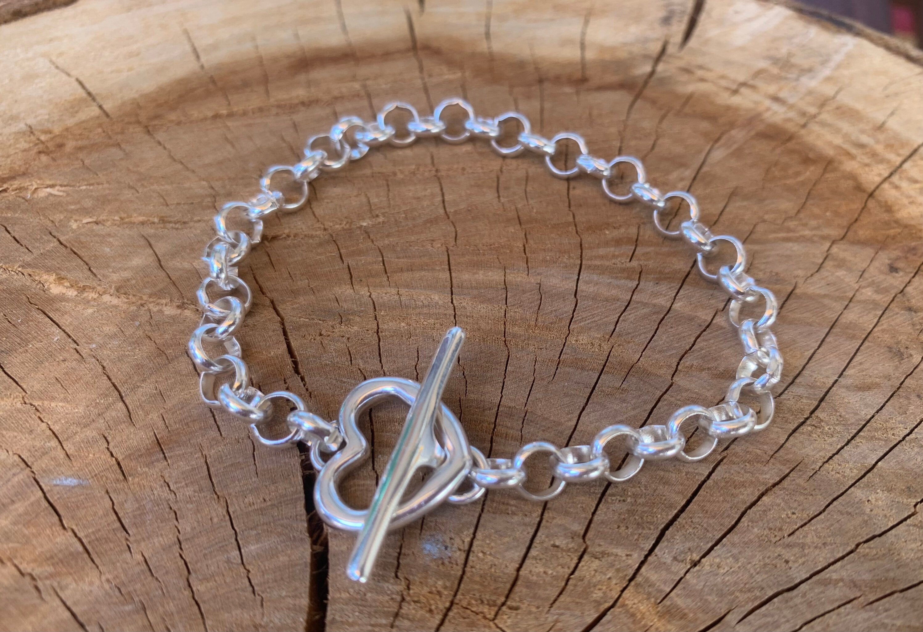 Custom silver Rolo Chain Bracelet with Heart Toggle – Bold & Romantic Statement with Sculptural Elegance,