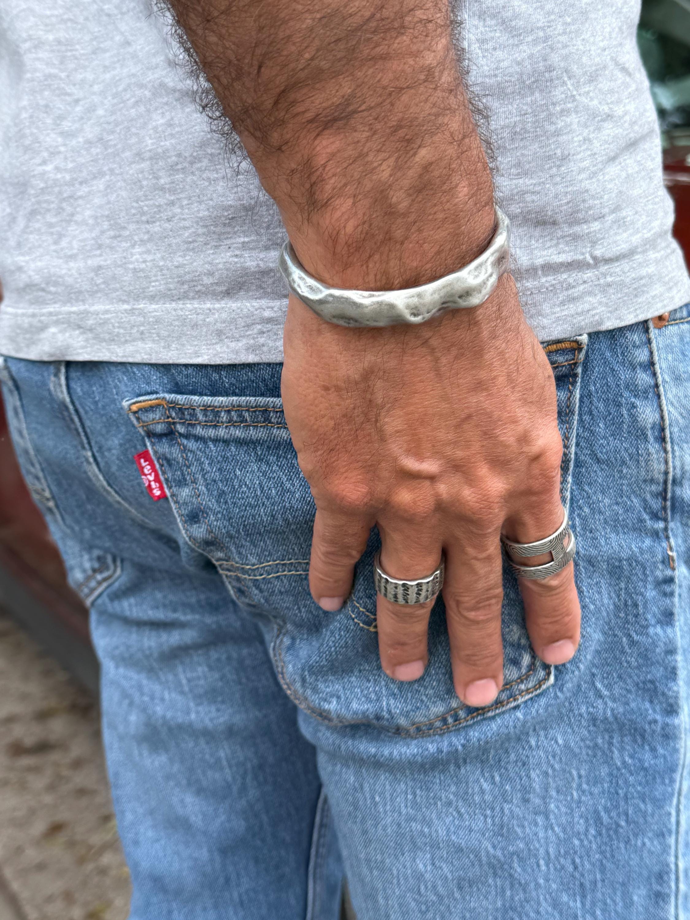 Bangle for men, dark silver hammered cuff, vintage open bracelet, chunky row open bangle, rigid men bracelet, 80’s cuff bracelet