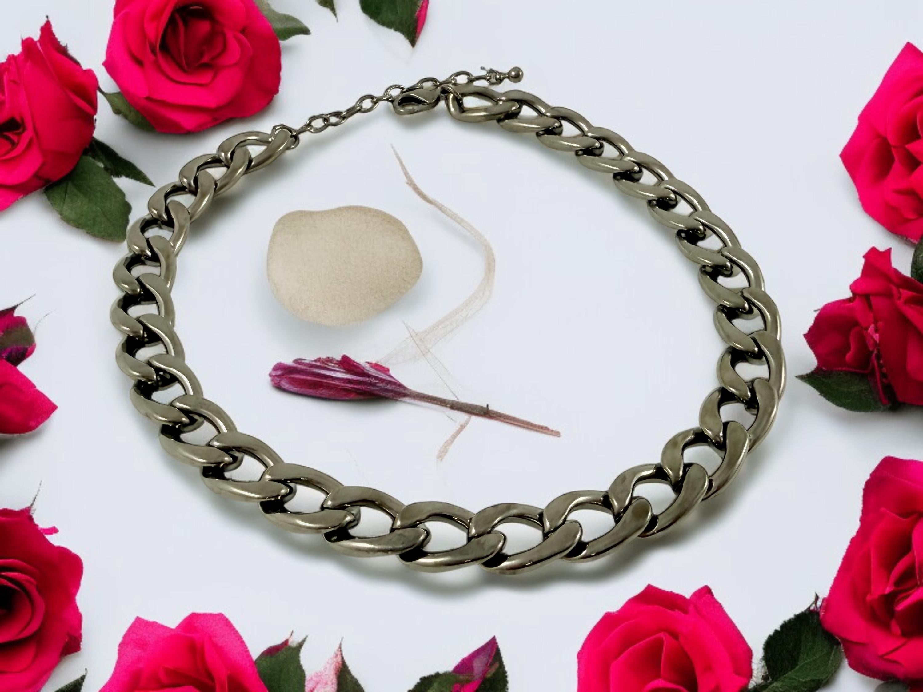 Chunky graphite lightweight chain necklace with toggle clasp, statement chain necklace, big link silver chain necklace, uno de 50 style,