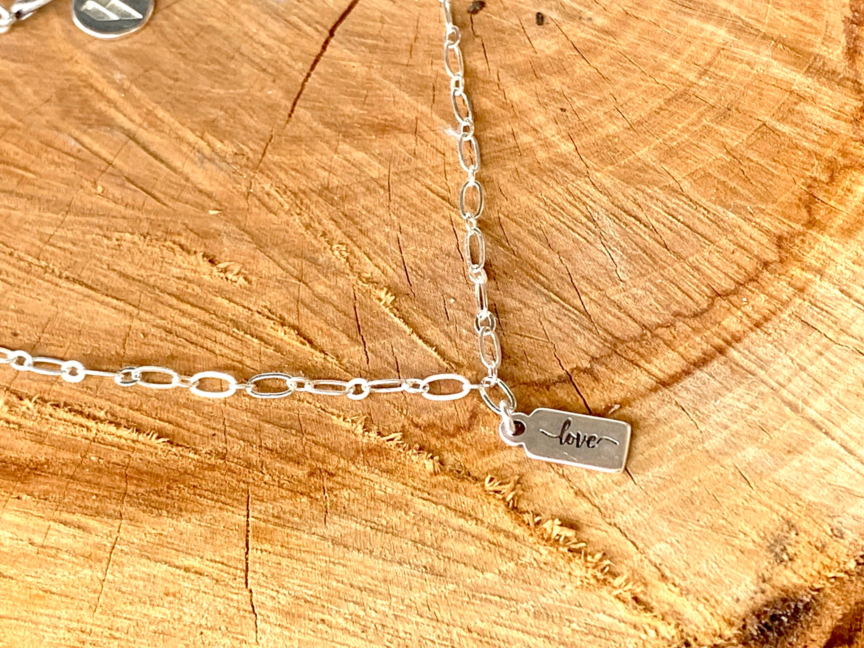 Dainty necklace with love for her, simple and elegant necklace, necklace with love poendant