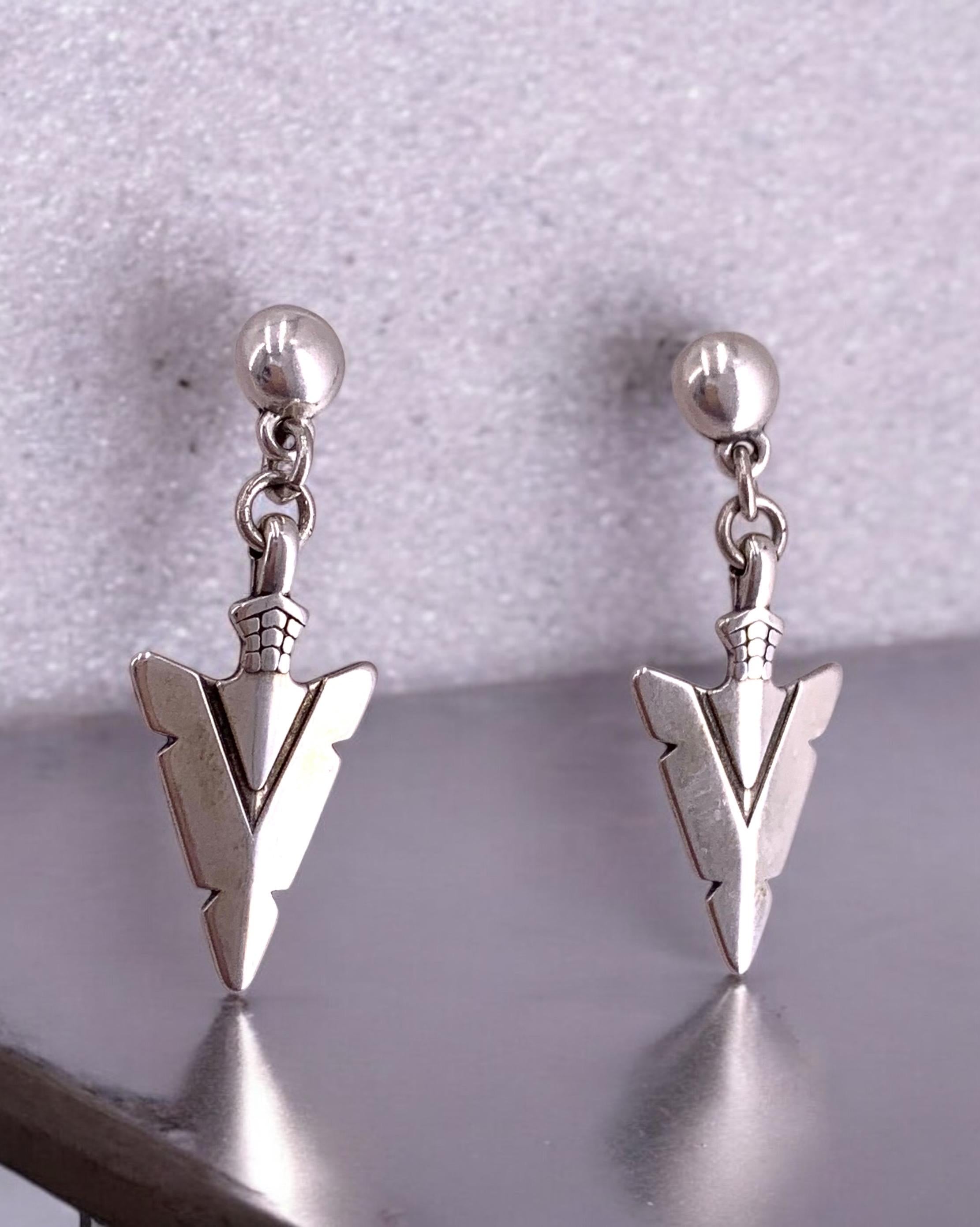 Arrowhead silver dropped earring, teardrop earrings, tribal earrings, dangle earrings, bohemian earrings, uno de 50 style, gift for friends