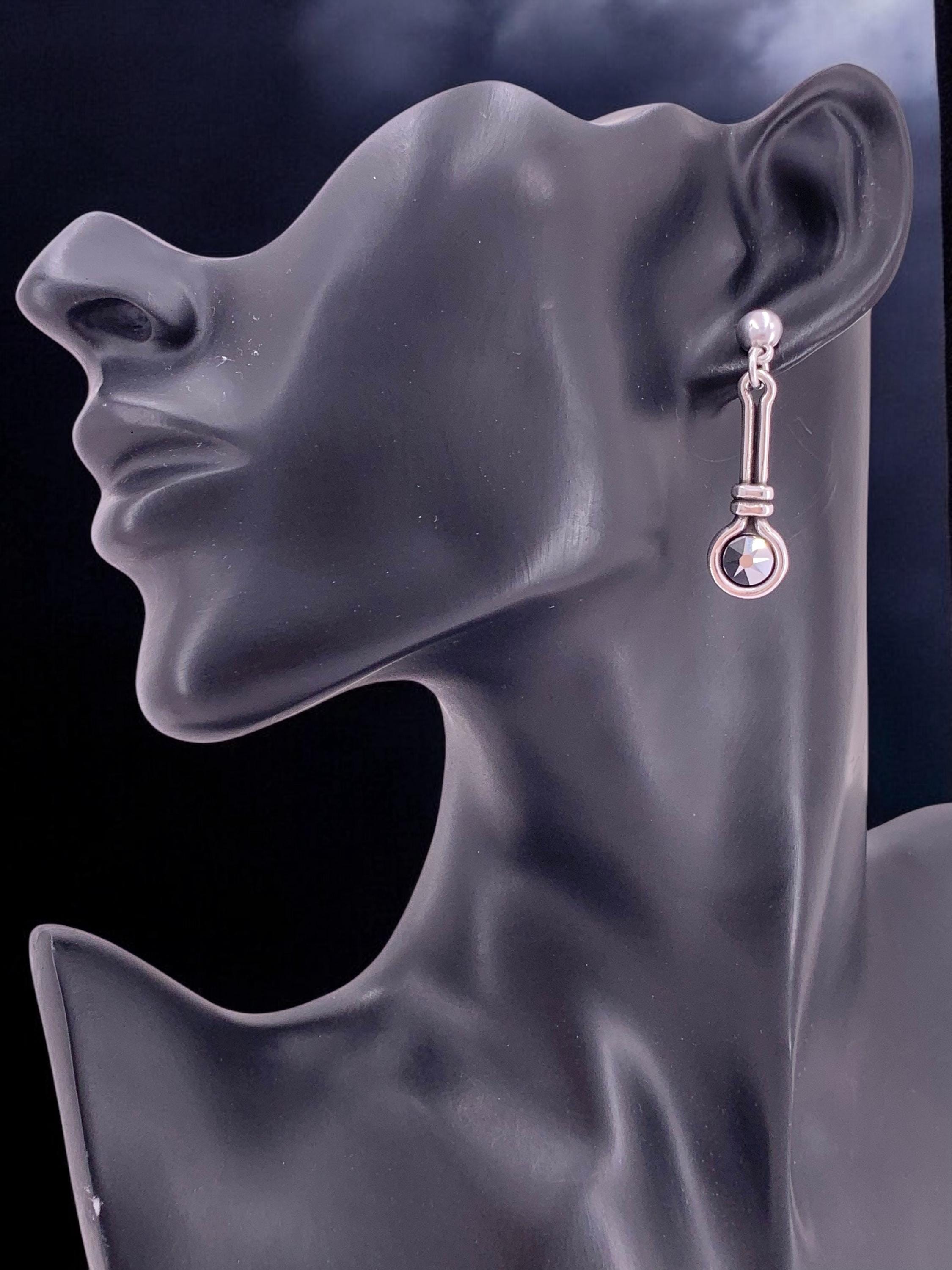 Silver dangling earrings with Swarovski crystal, stunning medium size earring, dangle earrings, uno de 50 style, valentines gift for her