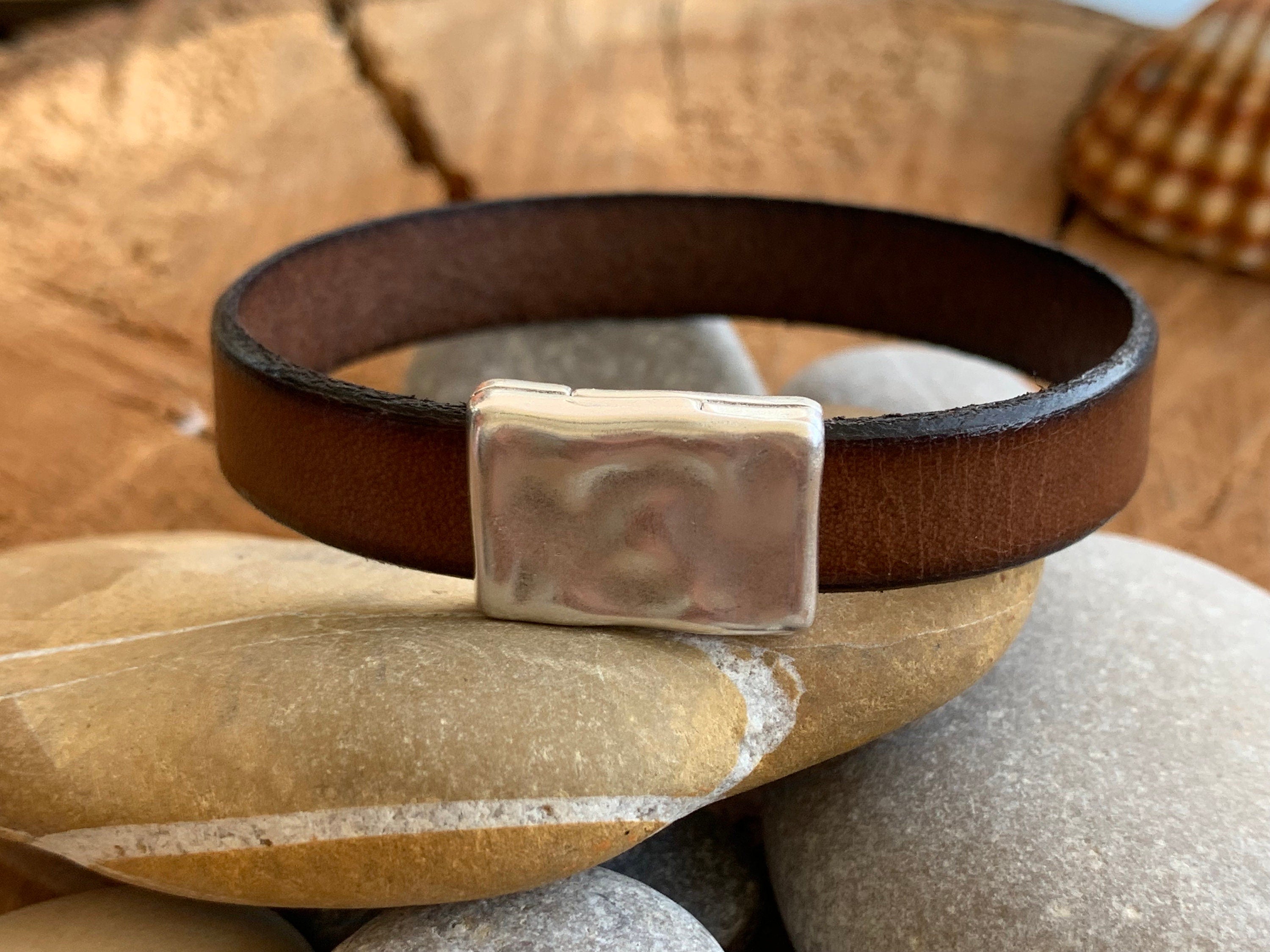 Custom engraved leather bracelet, leather bracelet, boho men bracelet, personalized bracelet, gift for men, surfer bracelet, custom gift
