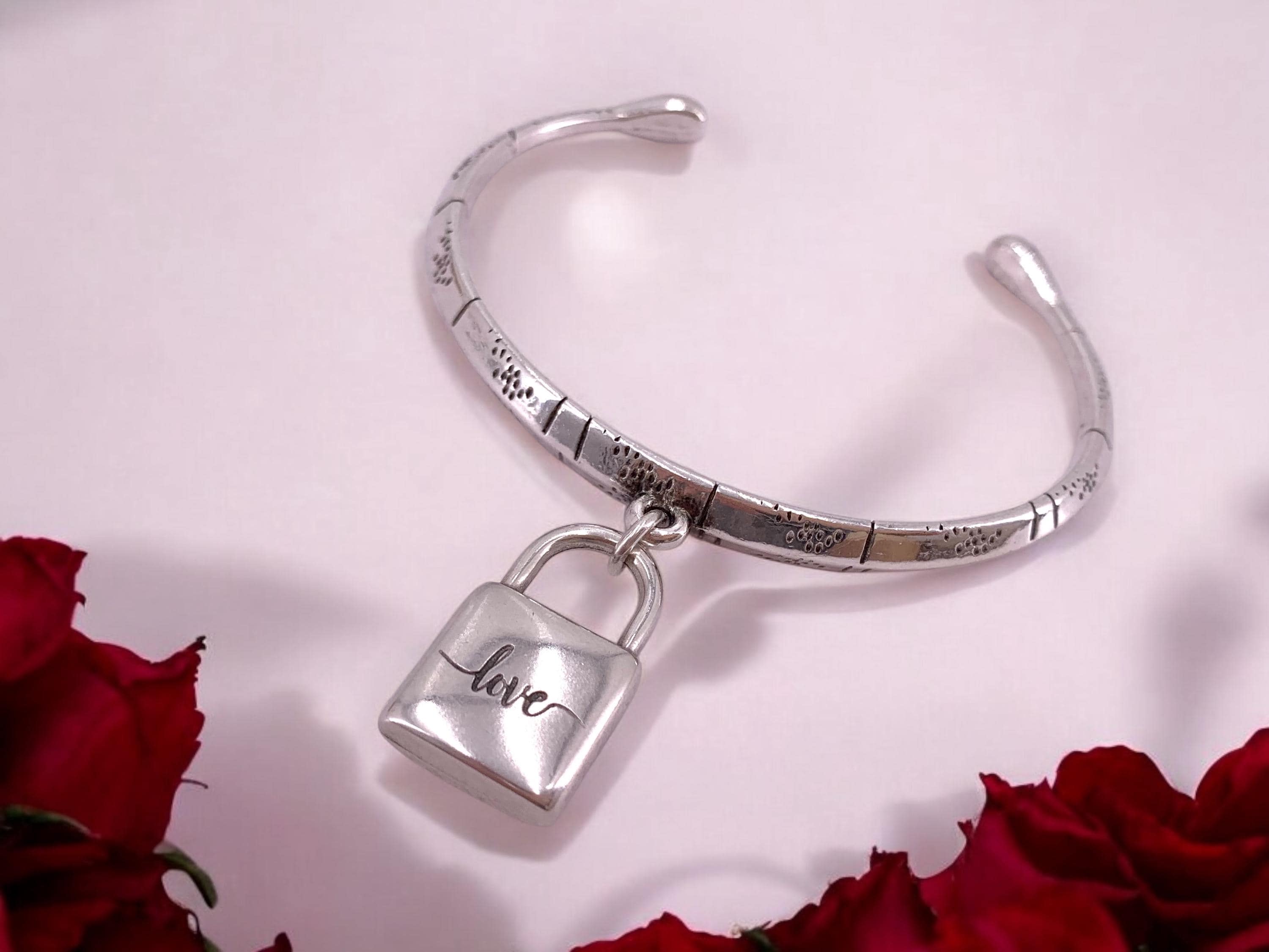 Silver engraved rigid silver cuff bracelets with padlock pendant, silver engraving open bangle, uno de 50 style, padlock bracelet, gift