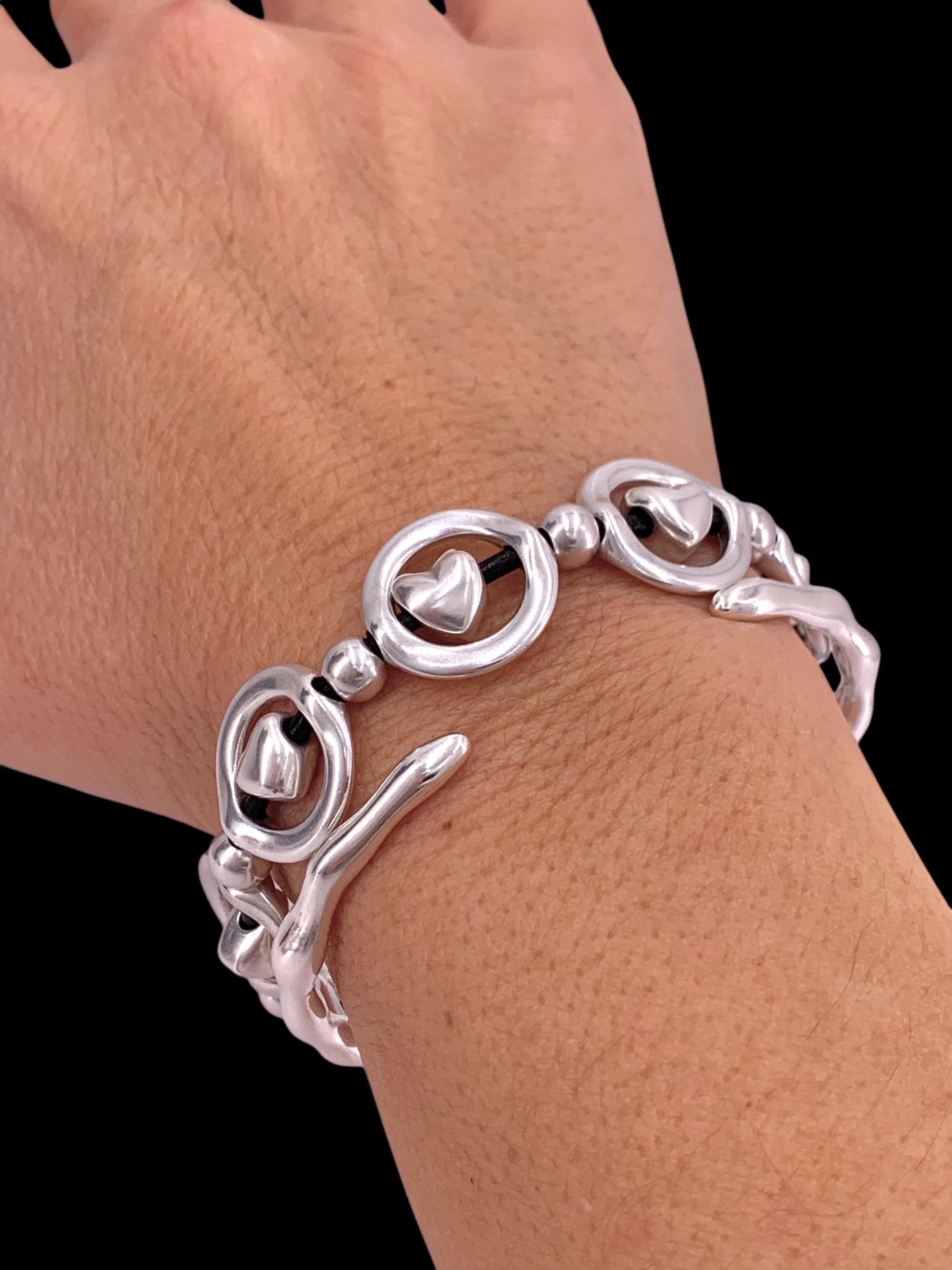 Eye-catching chunky leather bracelet with silver heart-shaped beads, perfect Valentine’s Day gift, bulky bracelet, uno de 50 style,