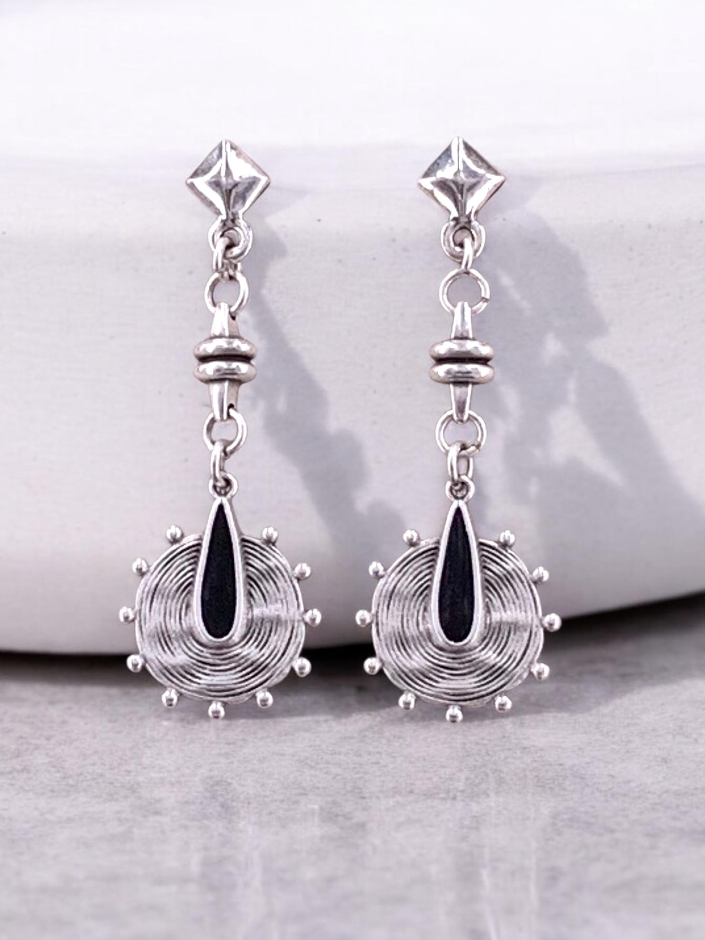 long silver original tribal design earrings, dropped silver earrings, bohemian ethnic dangle earrings, gypsy earrings, uno de 50 style,