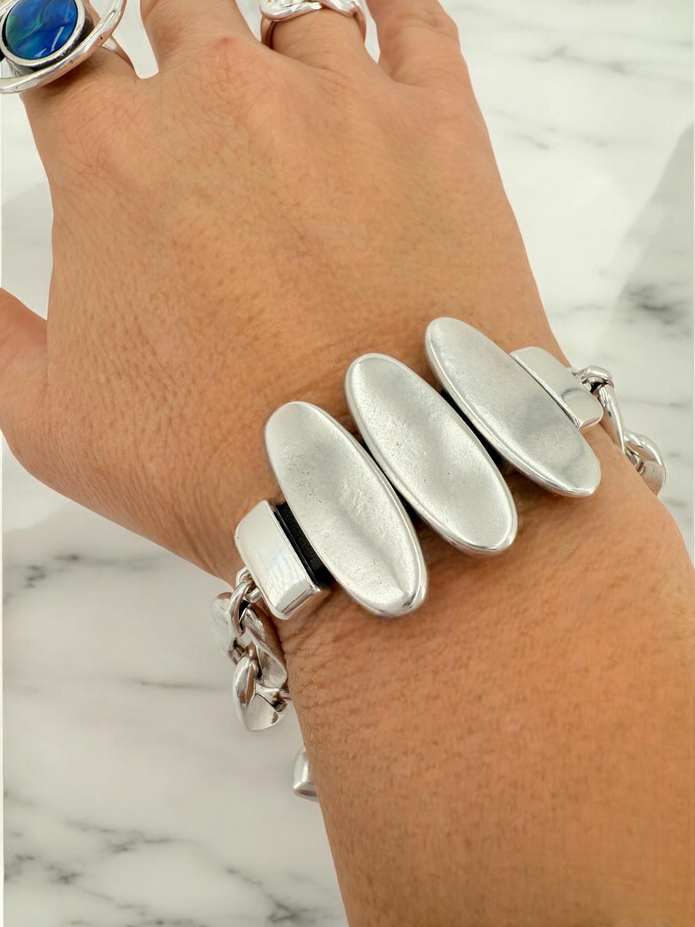 Chunky Silver Chain Bracelet – Big Link Bold Bracelet with Oval Centerpieces – Adjustable Statement Jewelry – Handmade Kukuri Jewelry