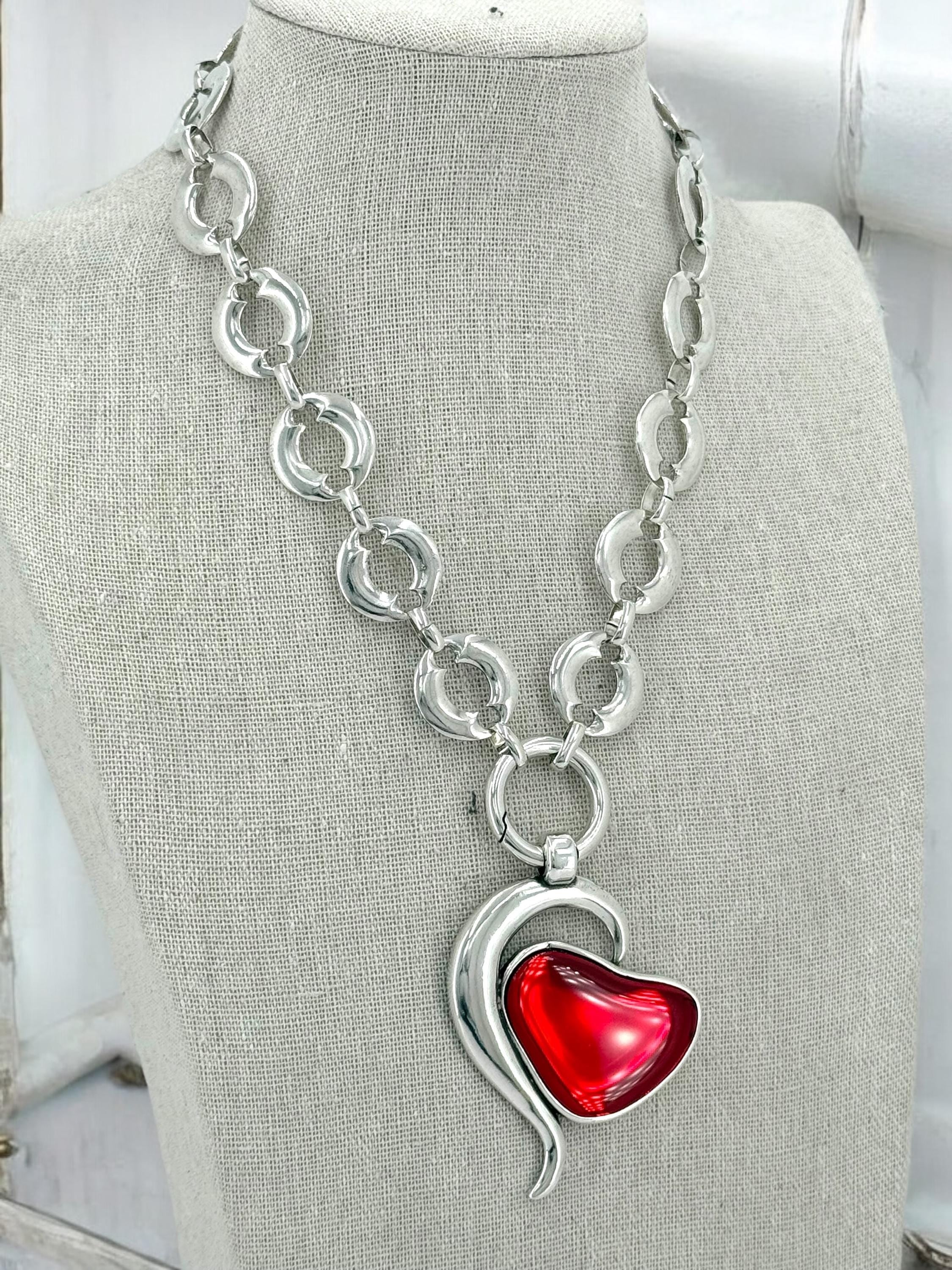 Big Red Heart Pendant Necklace – Chunky Flat-Link Silver Chain – Detachable Statement Necklace – Handmade Kukuri Jewelry