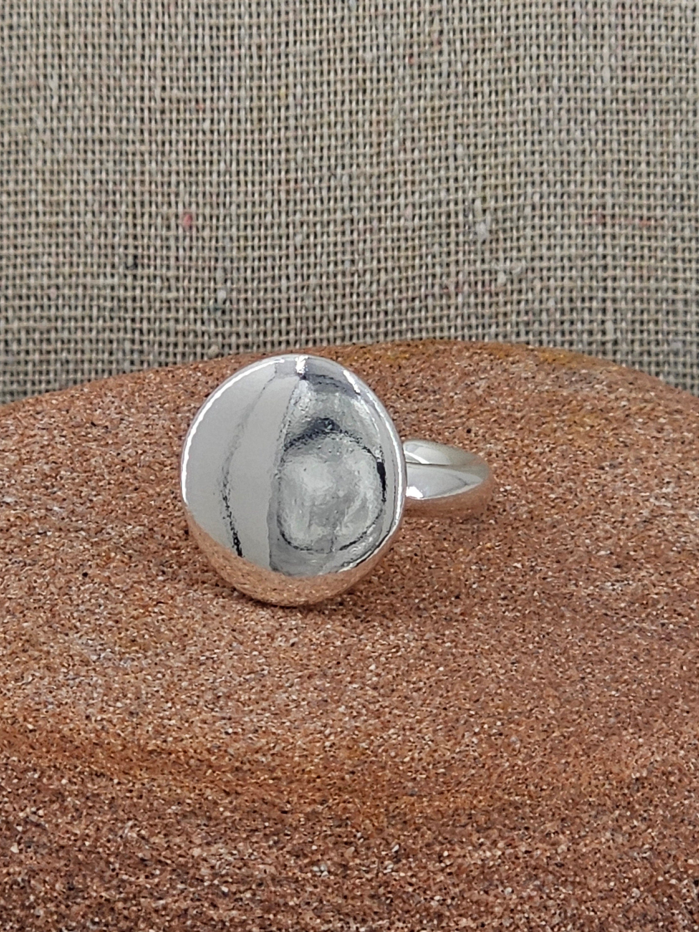 Chunky ring, silver boho ring, round boho silver ring, button silver ring, statement ring, Uno de 50 style