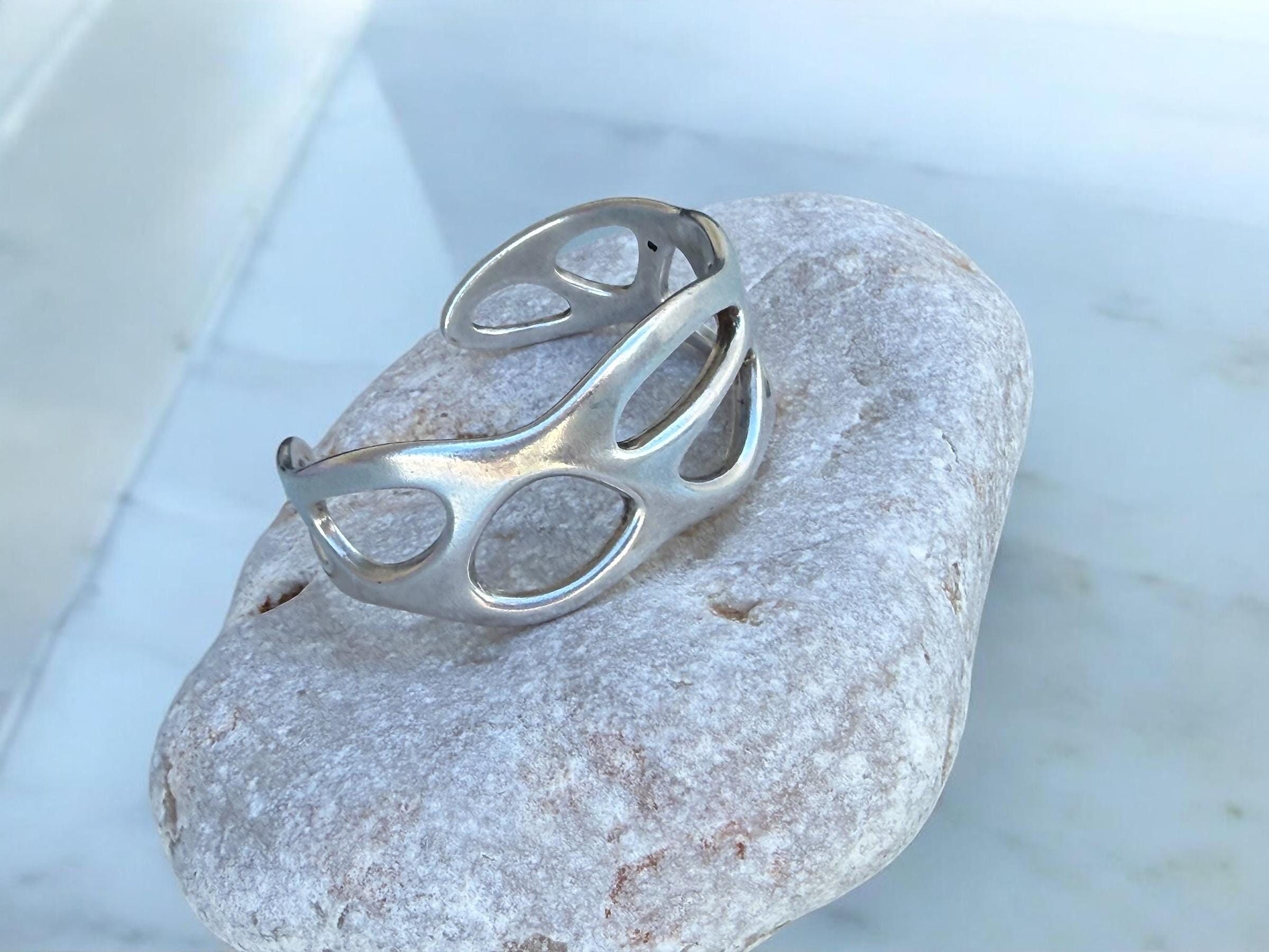 Chunky silver adjustable cuff, Sculptural Silver-Plated Bracelet, Modern Openwork bangle, Bold Jewelry