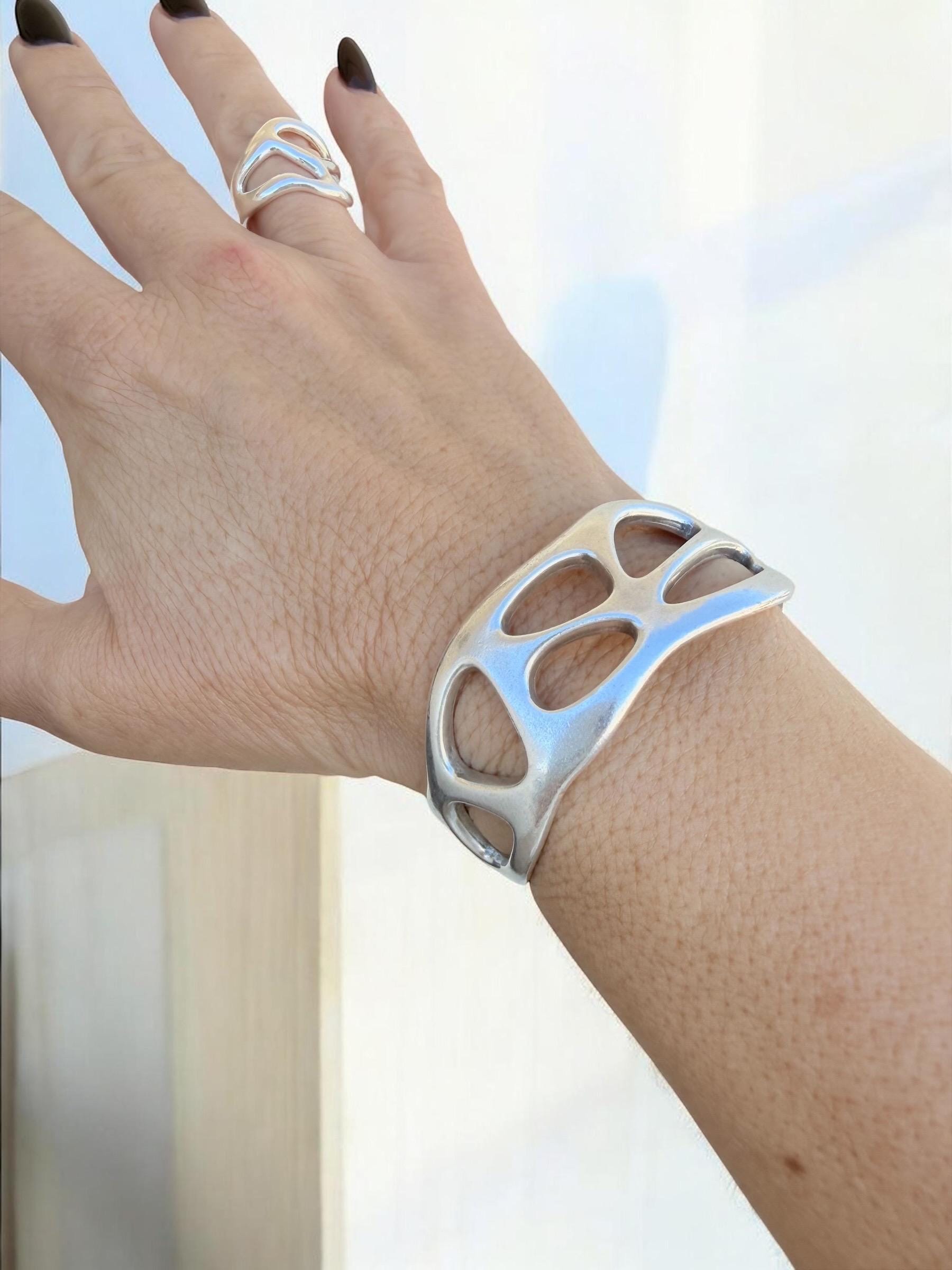 Chunky silver adjustable cuff, Sculptural Silver-Plated Bracelet, Modern Openwork bangle, Bold Jewelry