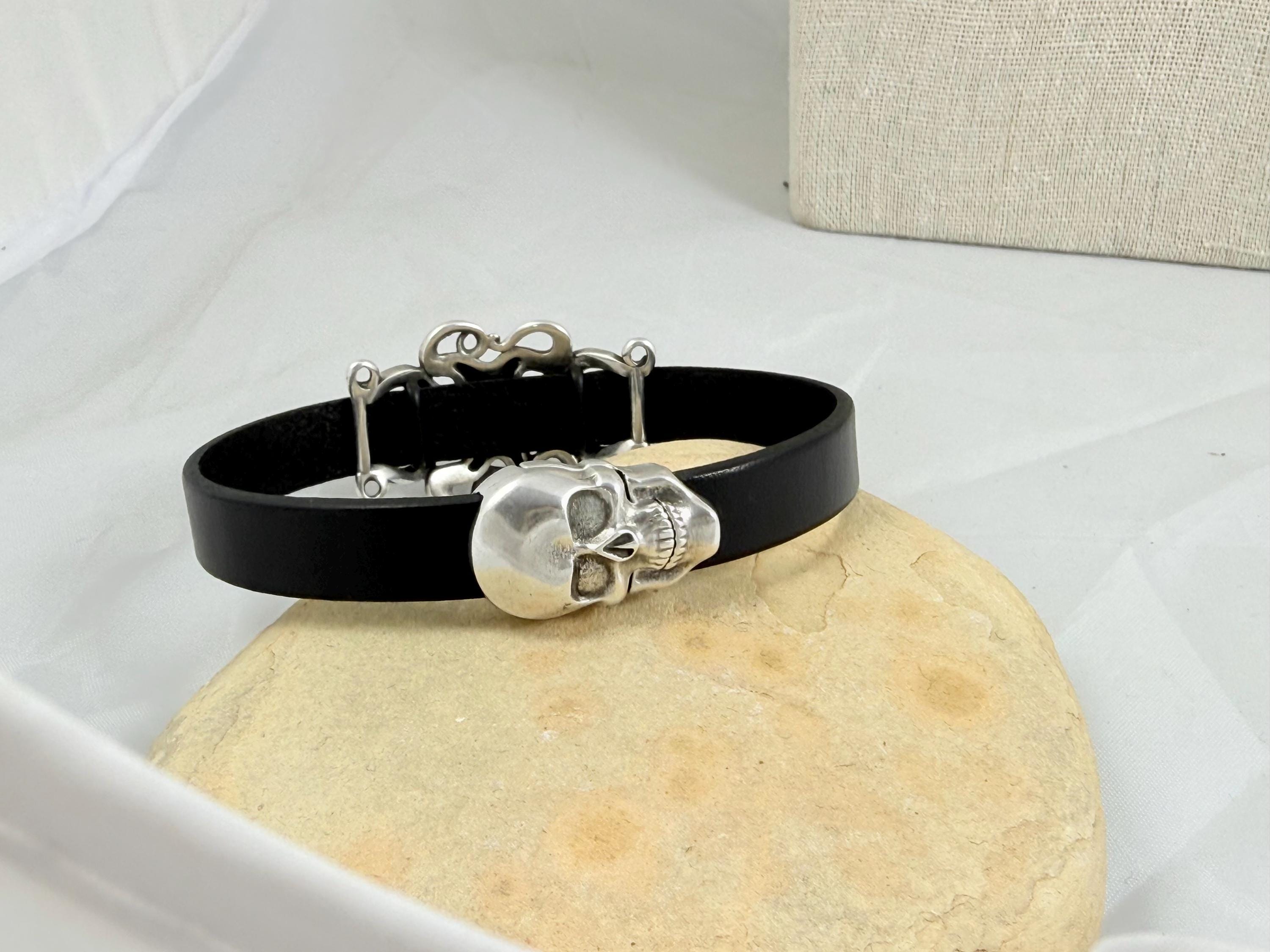 octopus unisex flat leather and silver bracelet with magnetic clasp ideal for birthday present for men and women, stylish leather bracelet