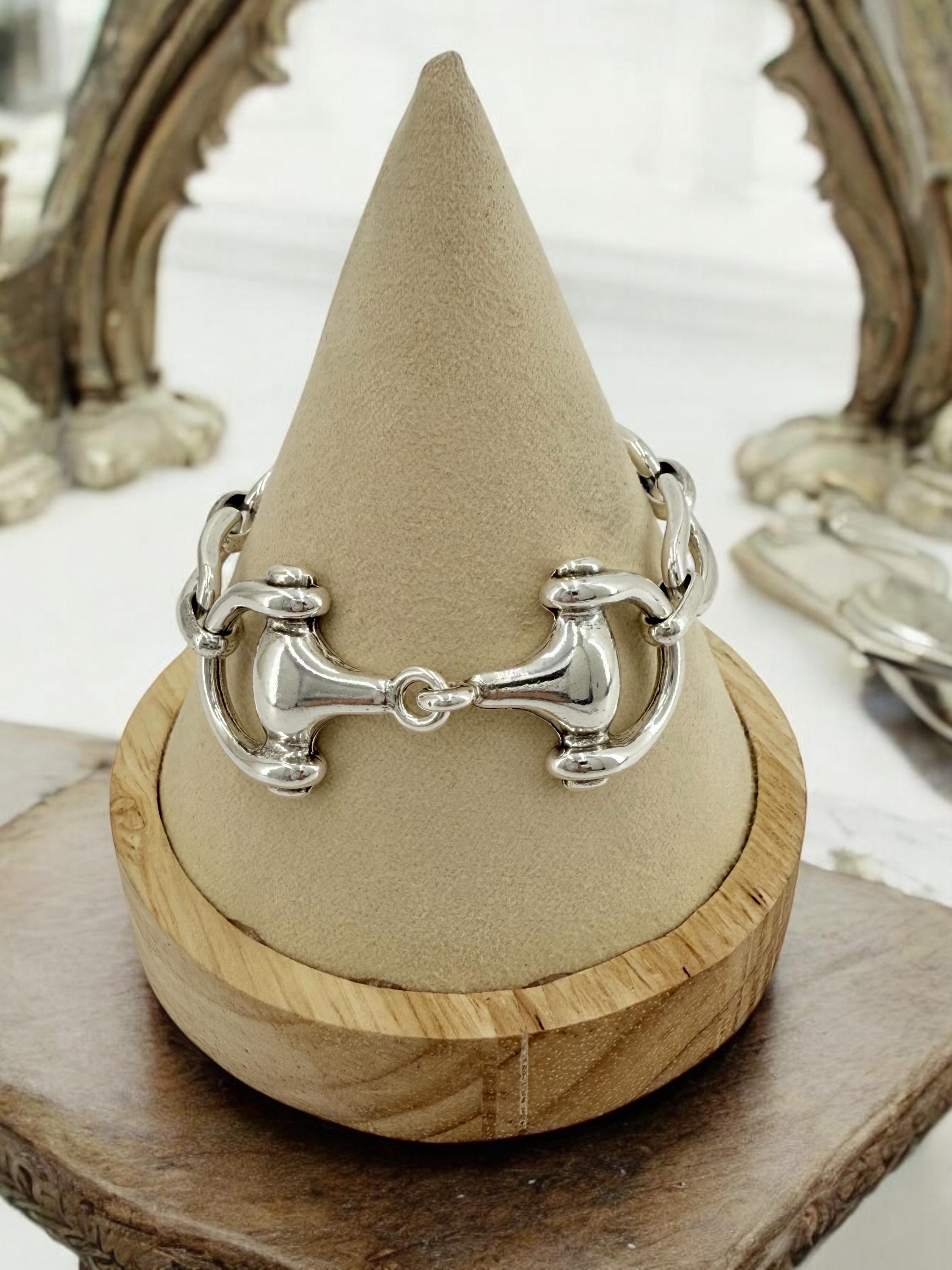 Chunky silver chain bracelet with central equestrian motif, bold customized jewelry