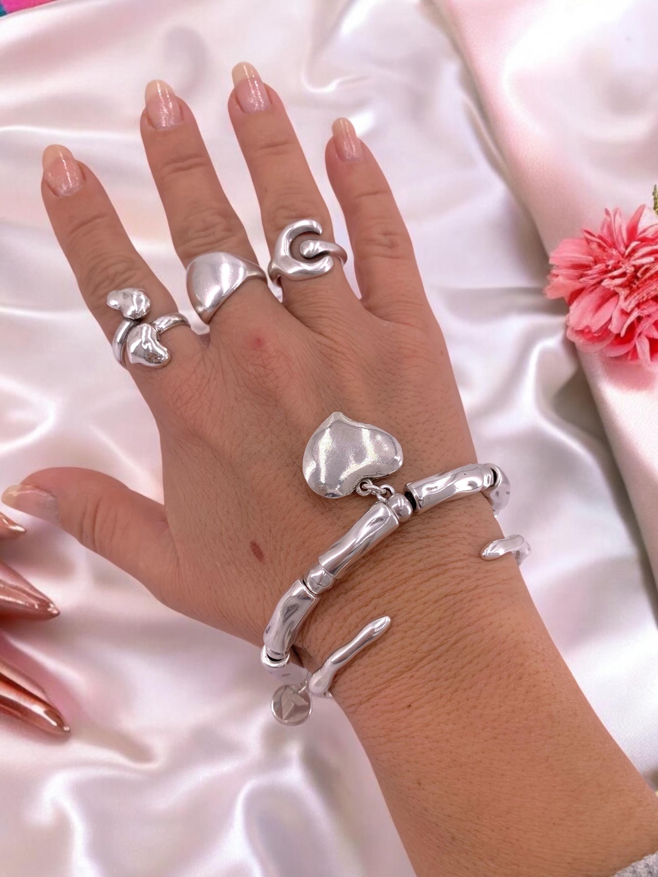 Chunky Silver heart pendant bracelet, bold charm cuff- handmade custom jewelry