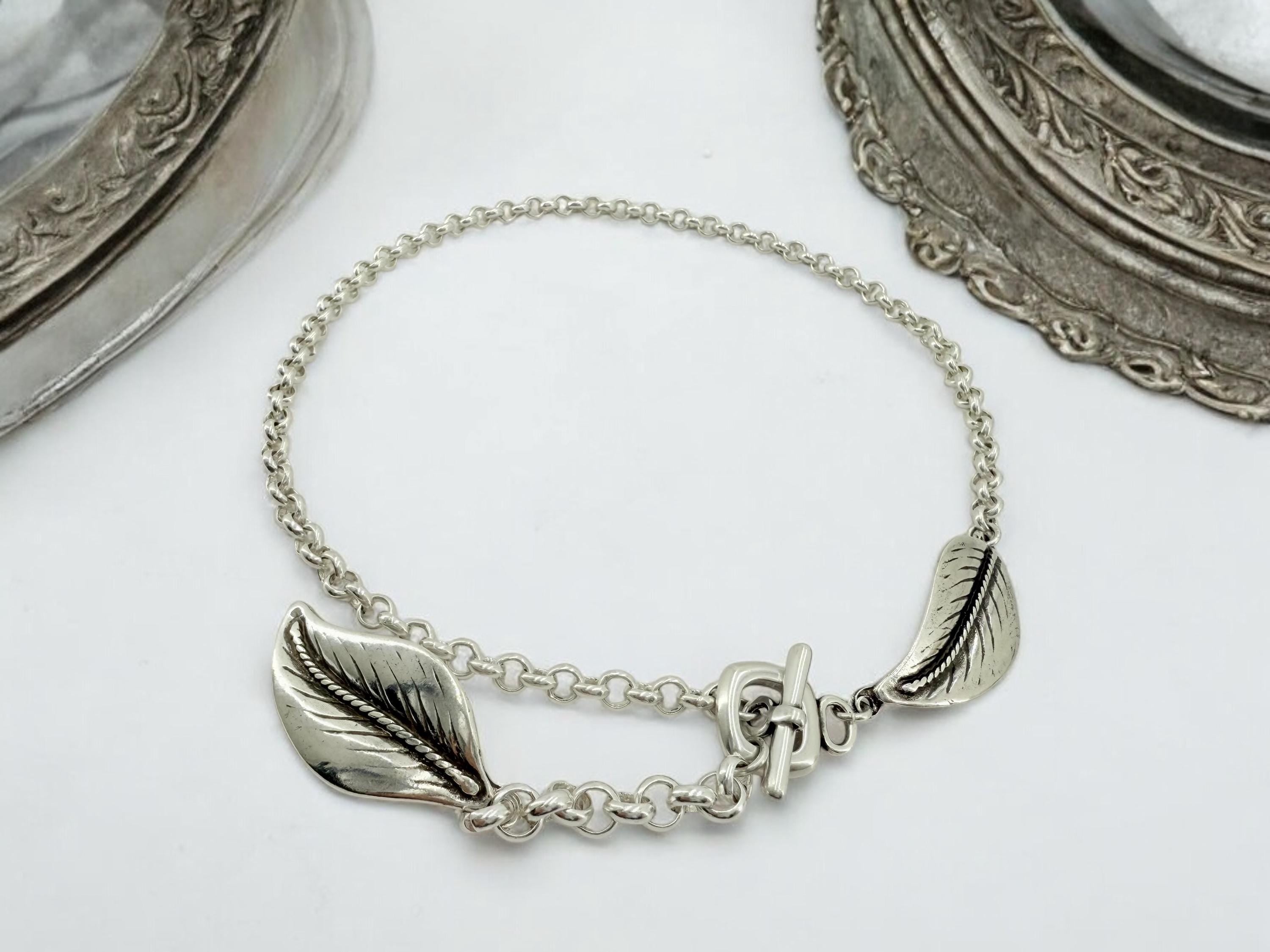 Chunky Silver Plated Lariat Necklace, Leaf Pendant, Toggle Clasp, Boho Style