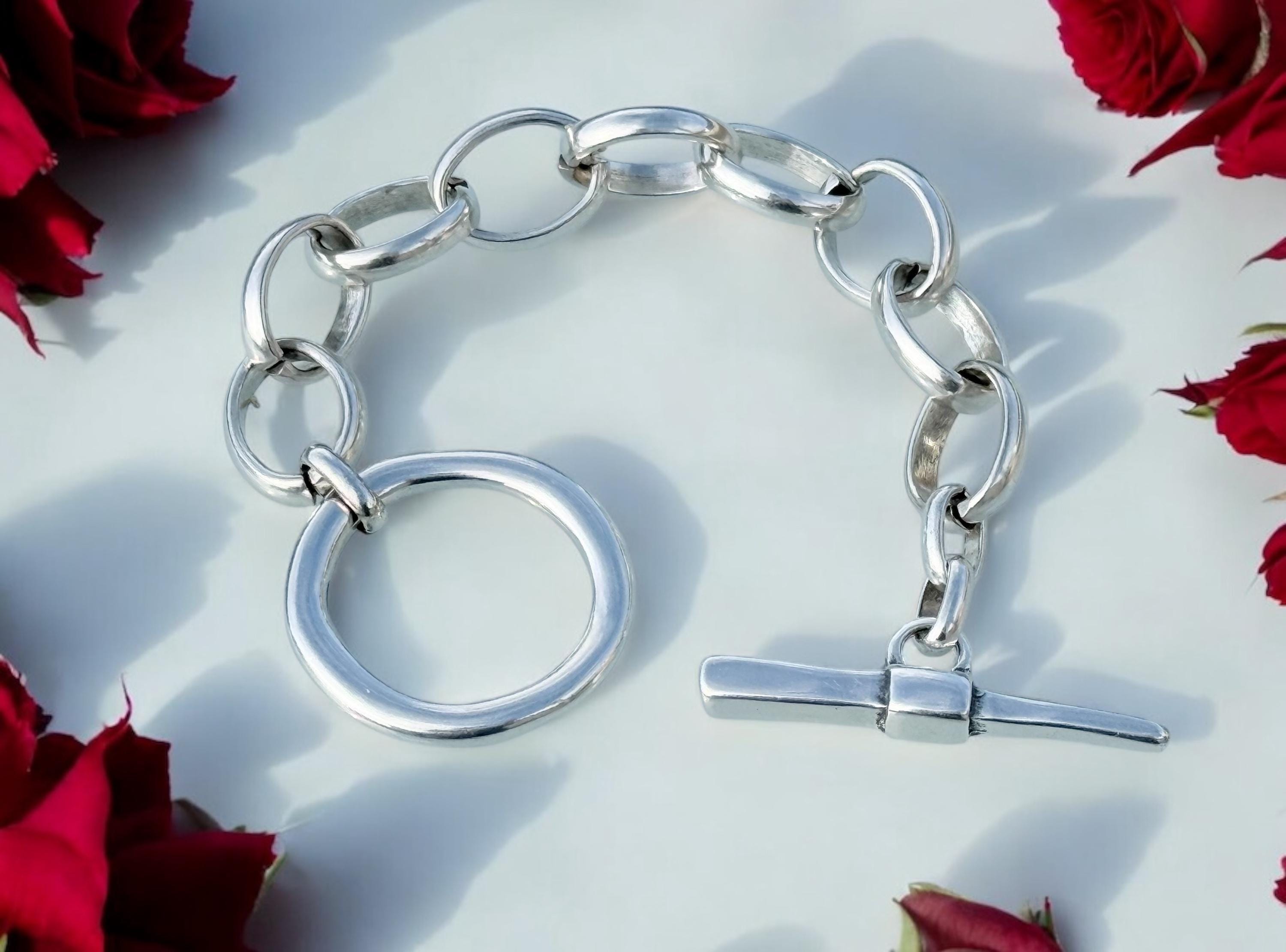 Artisian Chunky silver plated cuff bracelet with toggle bracelet,