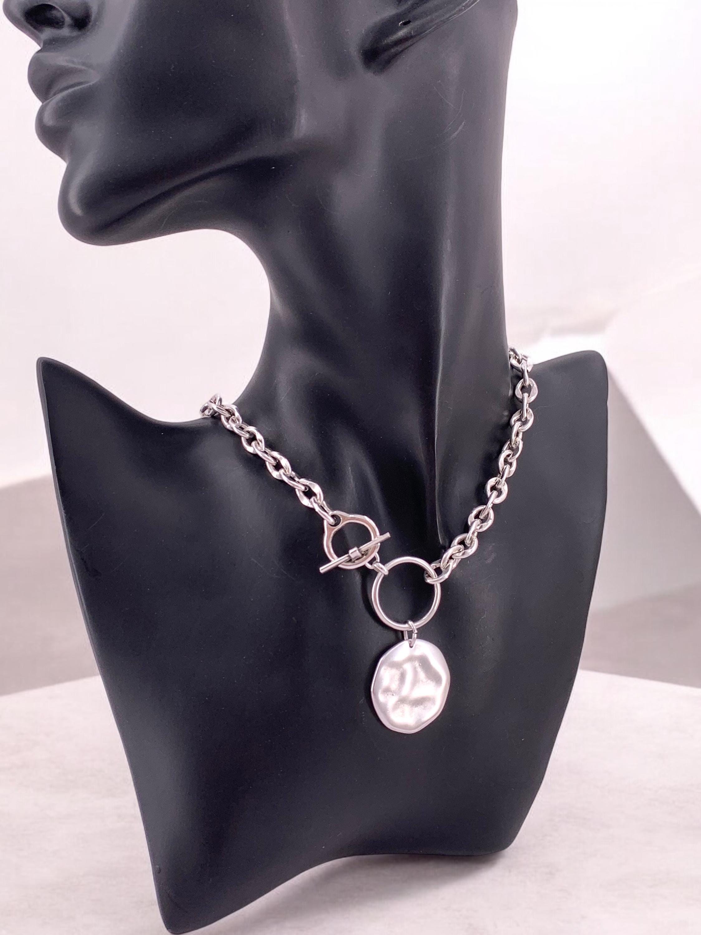 Chunky Silver Chain Necklace – Toggle Clasp & Disc Pendant – Statement Jewelry – Kukuri Jewelry