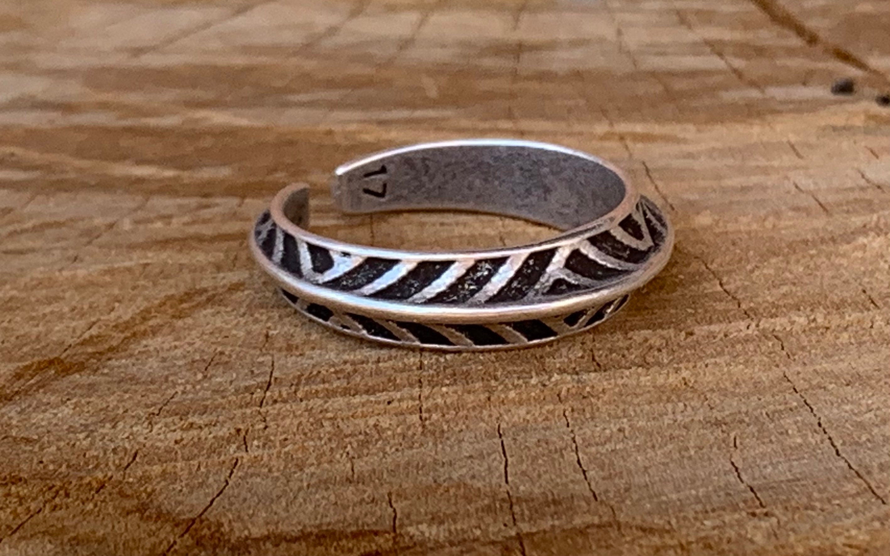 Bohemian engraved antique Silver finished ring