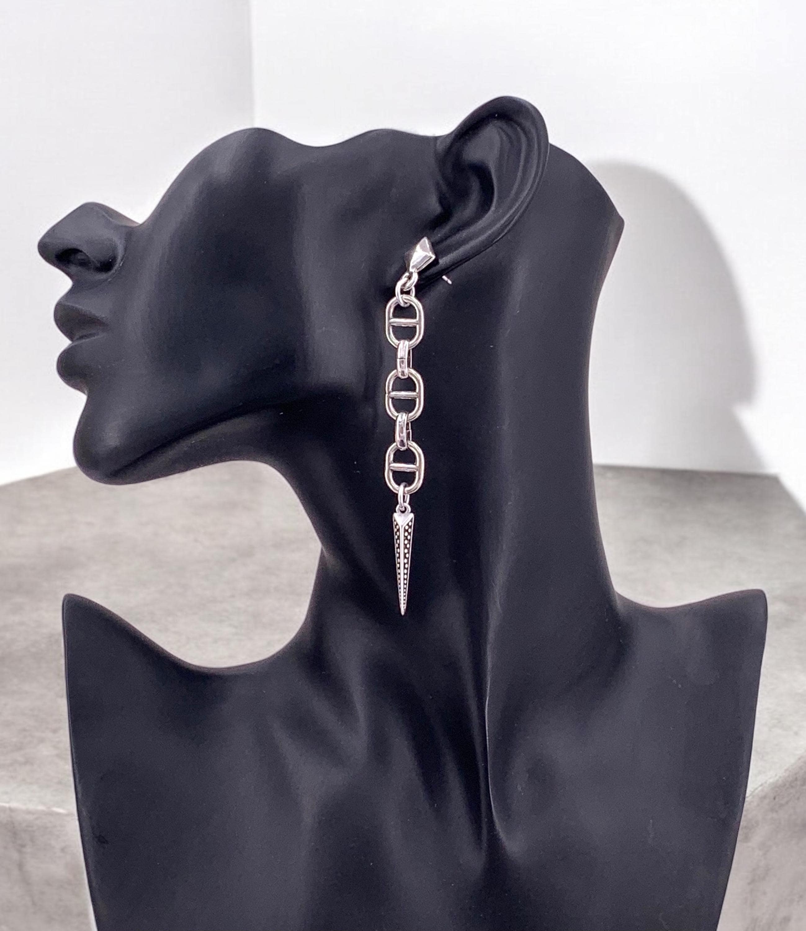 Very long chunky chain earrings with spike pendant, dangling earrings, silver chain earrings, punk earrings, , unique earring