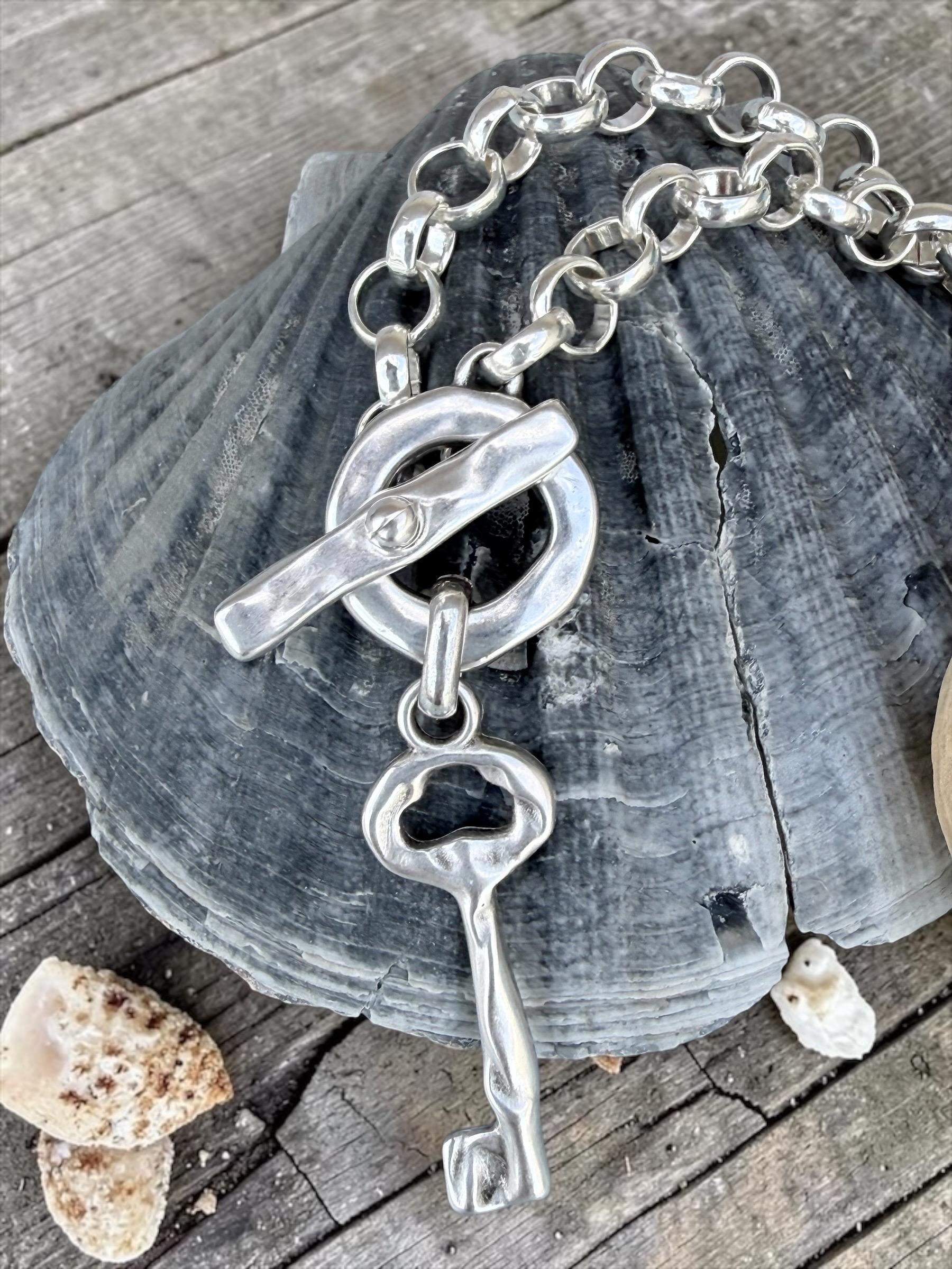 Artisian silver plated Chunky chain key pendant and toggle clasp necklace