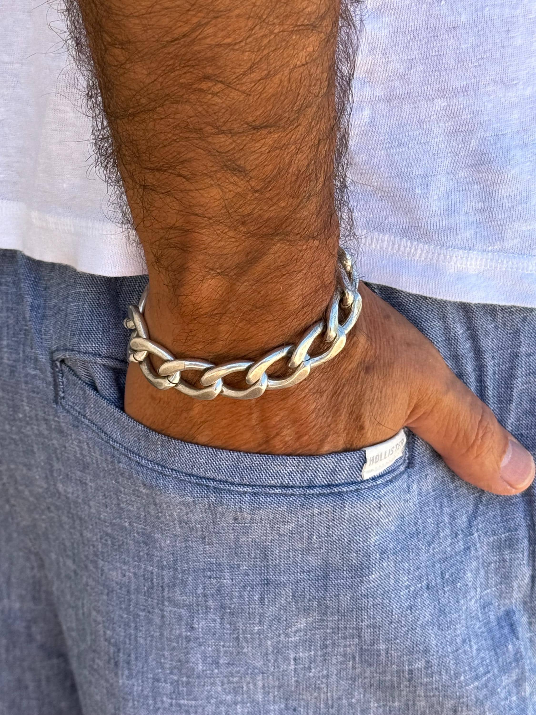 Masculine silver cuban curb chain bracelet, aluminum men, manly accessories, silver jewelry for men, chunky lightweight bracelet