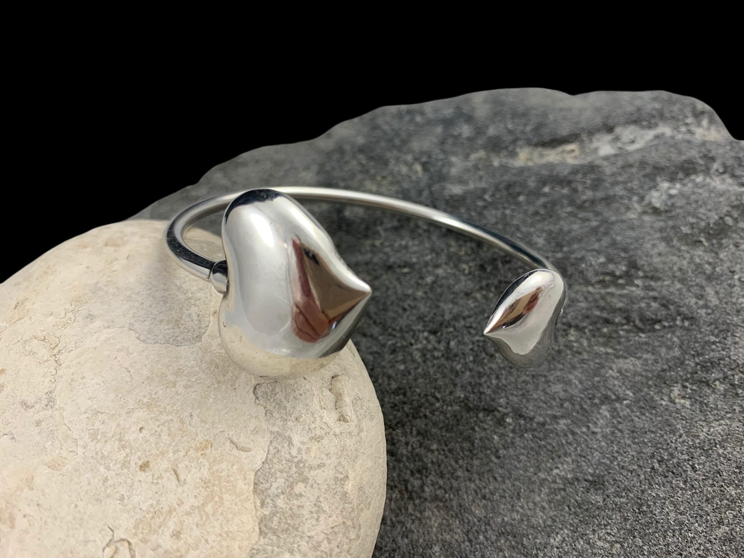 Chunky open heart cuff bracelet – adjustable vintage-inspired silver bangle for women – sculptural statement jewelry -