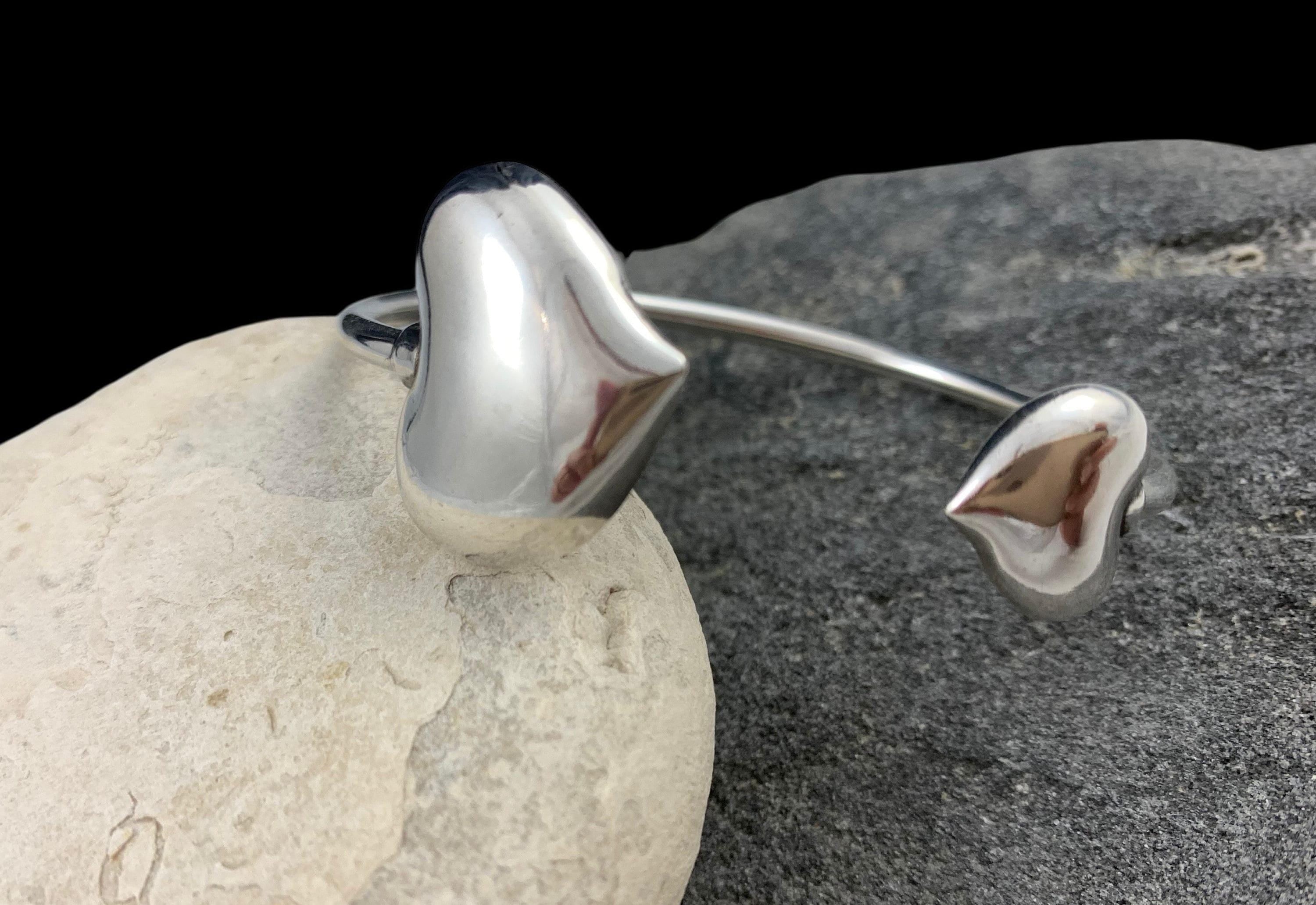 Chunky open heart cuff bracelet – adjustable vintage-inspired silver bangle for women – sculptural statement jewelry -