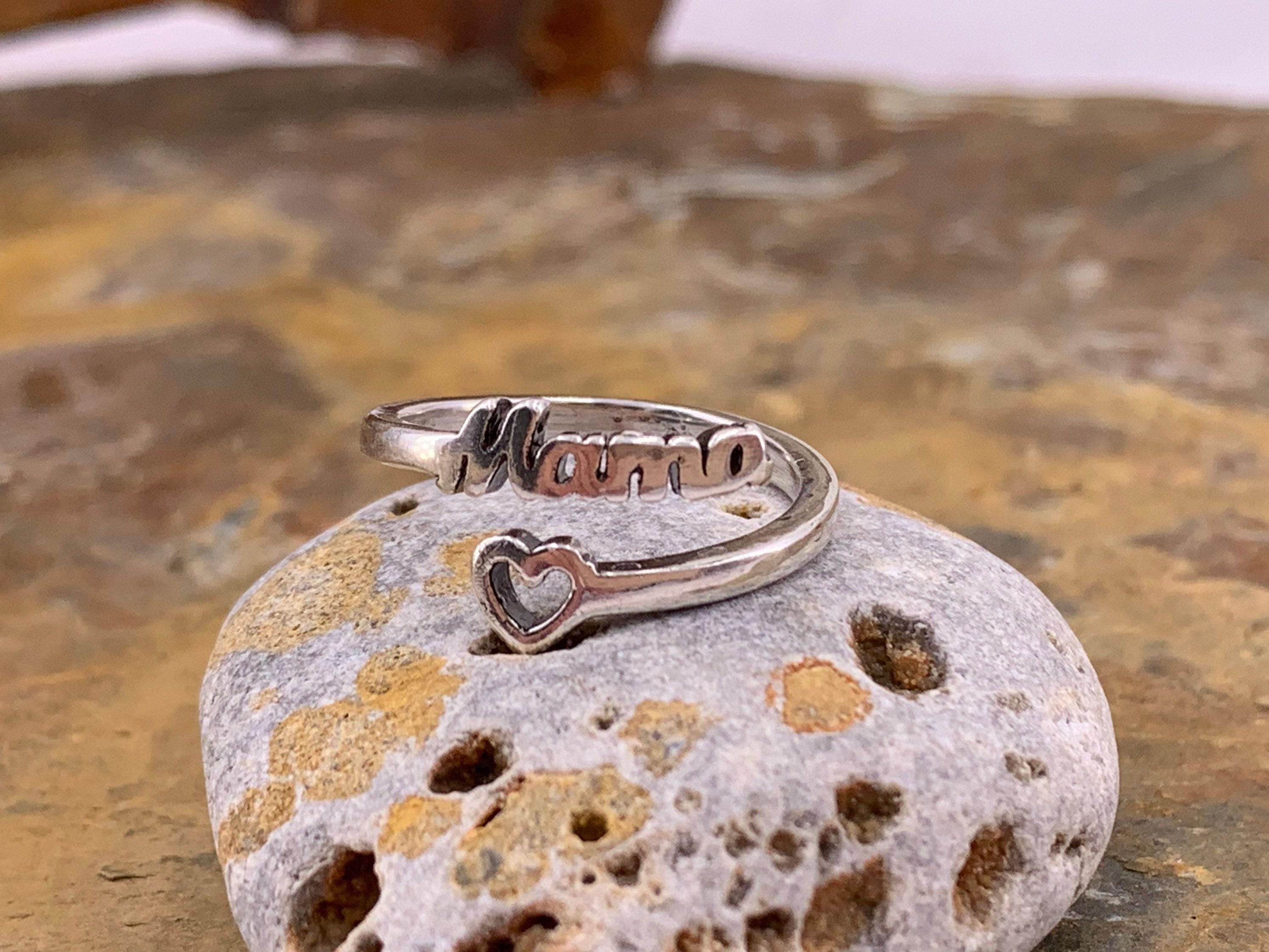 Bohemian silver plated ring with heart and mom engraved message
